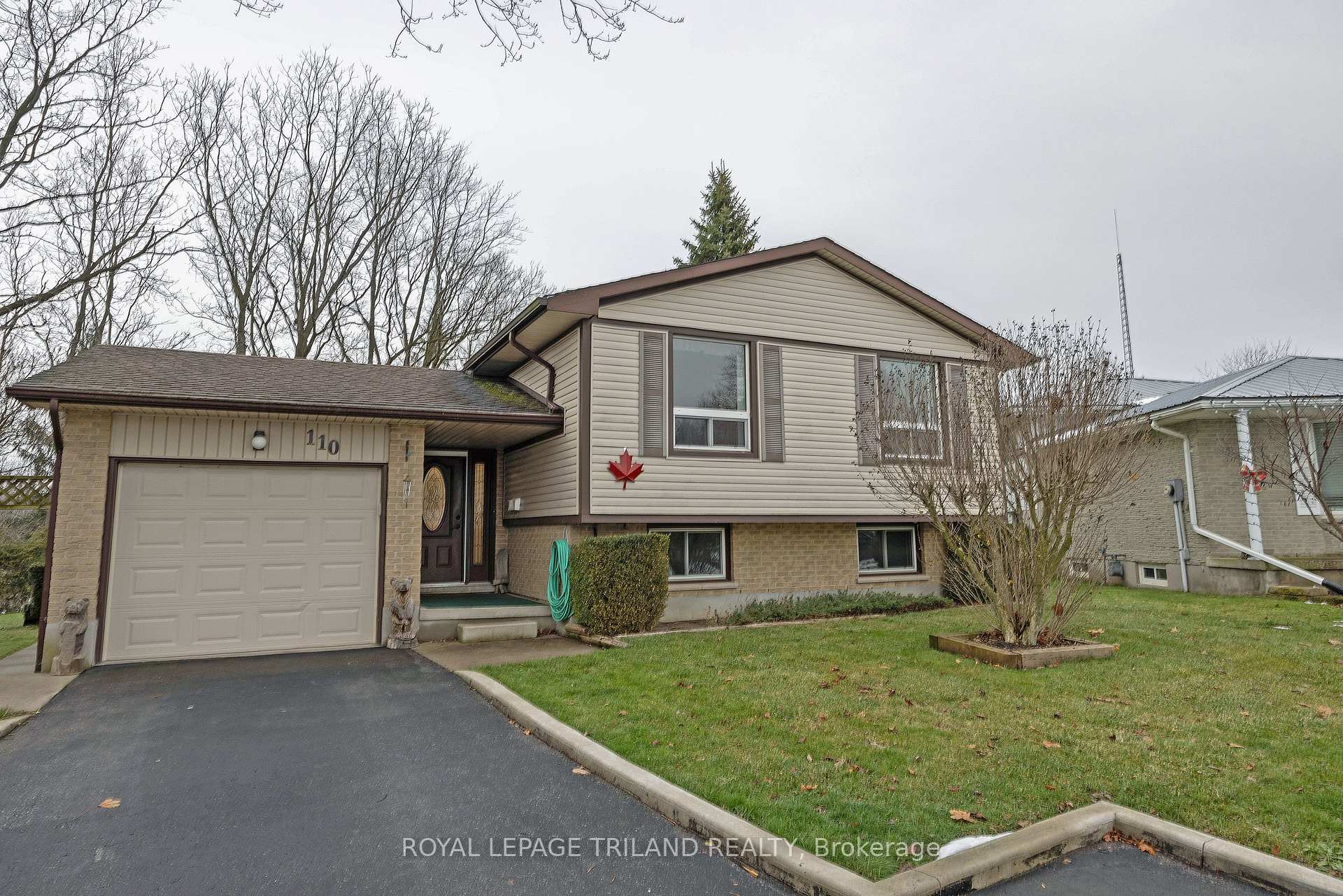 Photo 3 of 110 Hazelwood Crescent, Central Elgin, Belmont — HOMEH