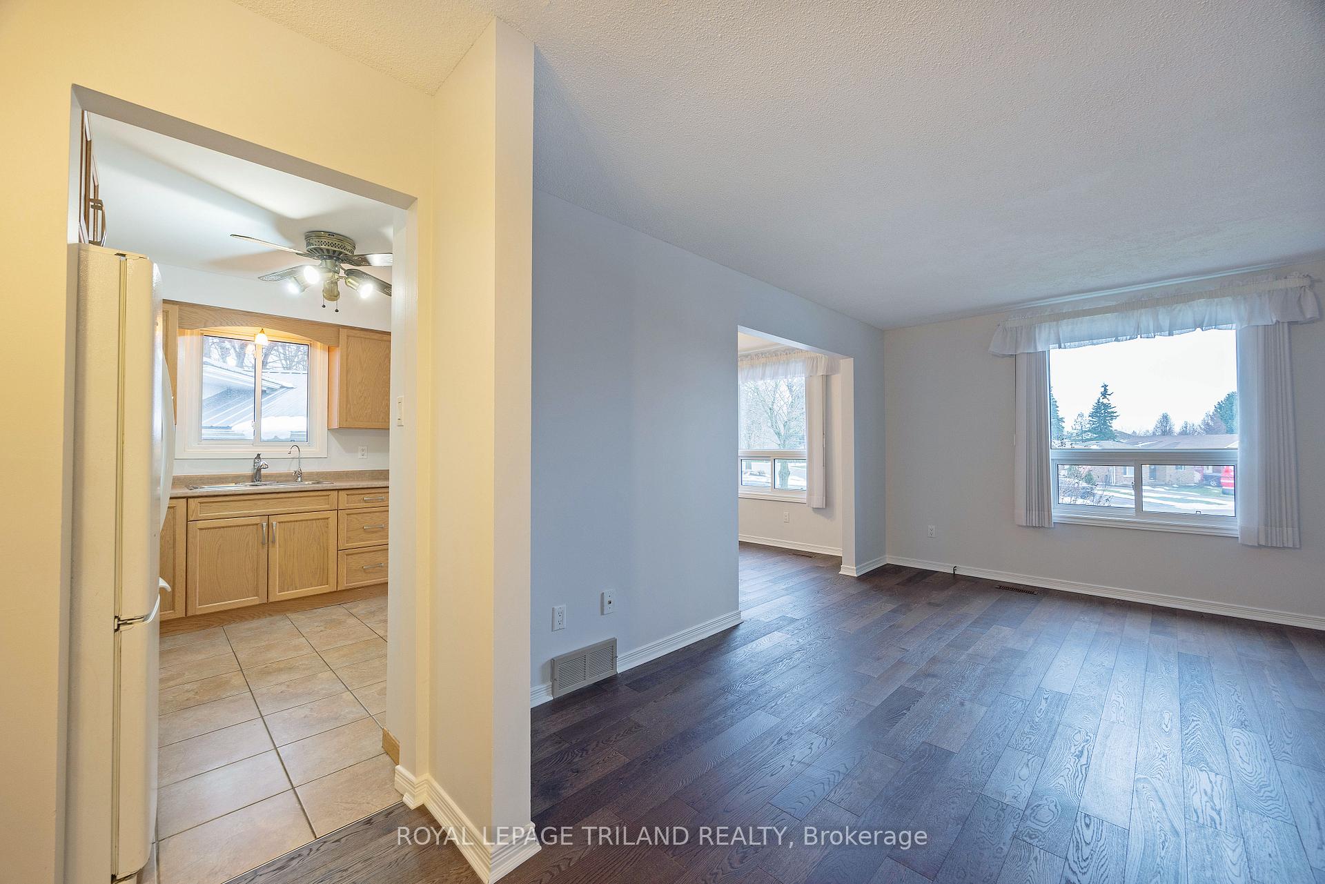 Photo 6 of 110 Hazelwood Crescent, Central Elgin, Belmont — HOMEH