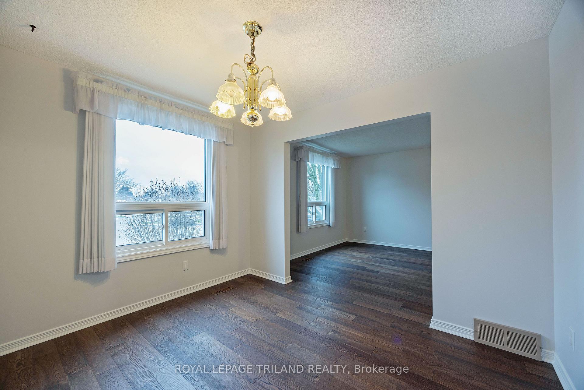 Photo 10 of 110 Hazelwood Crescent, Central Elgin, Belmont — HOMEH