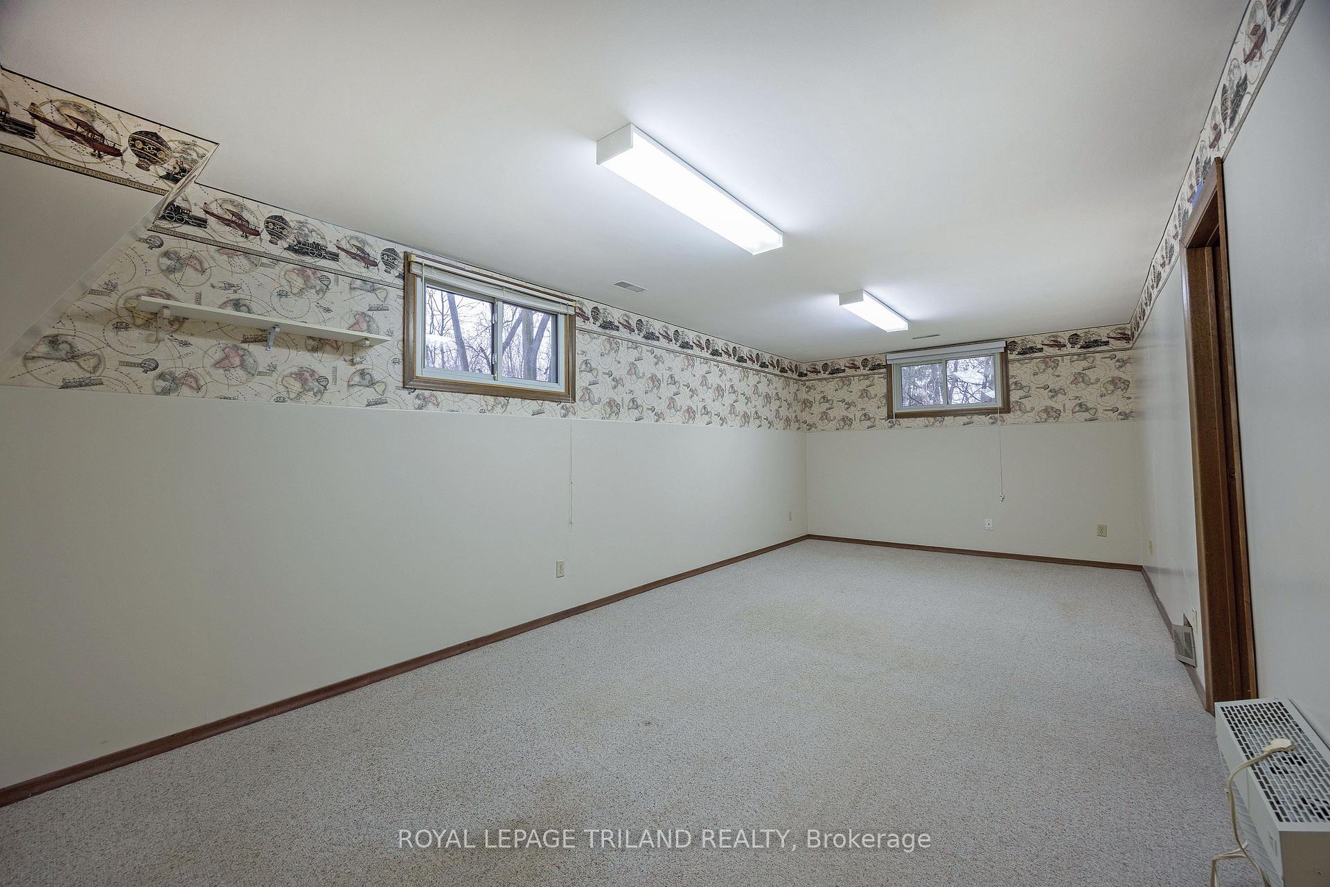 Photo 25 of 110 Hazelwood Crescent, Central Elgin, Belmont — HOMEH