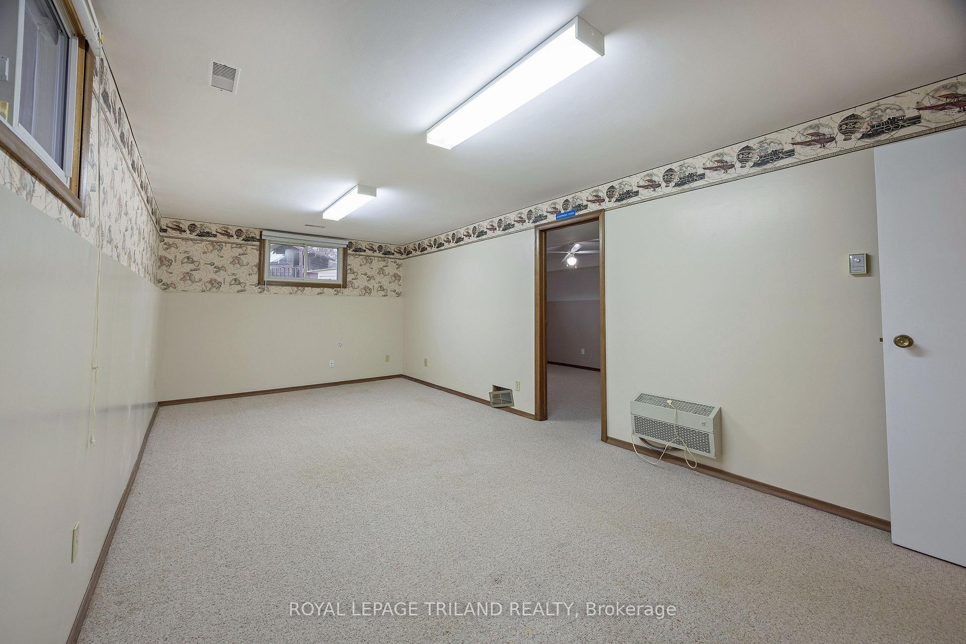 Photo 26 of 110 Hazelwood Crescent, Central Elgin, Belmont — HOMEH
