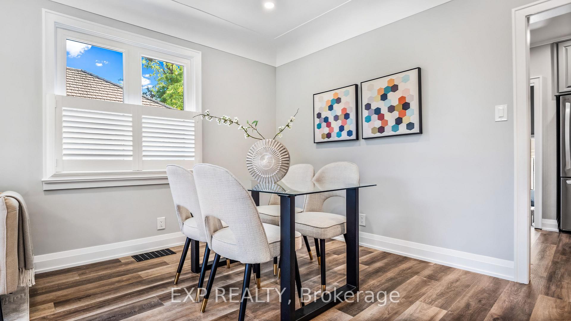 Photo 7 of 1036 Cedarwood Place, Burlington, LaSalle — HOMEH