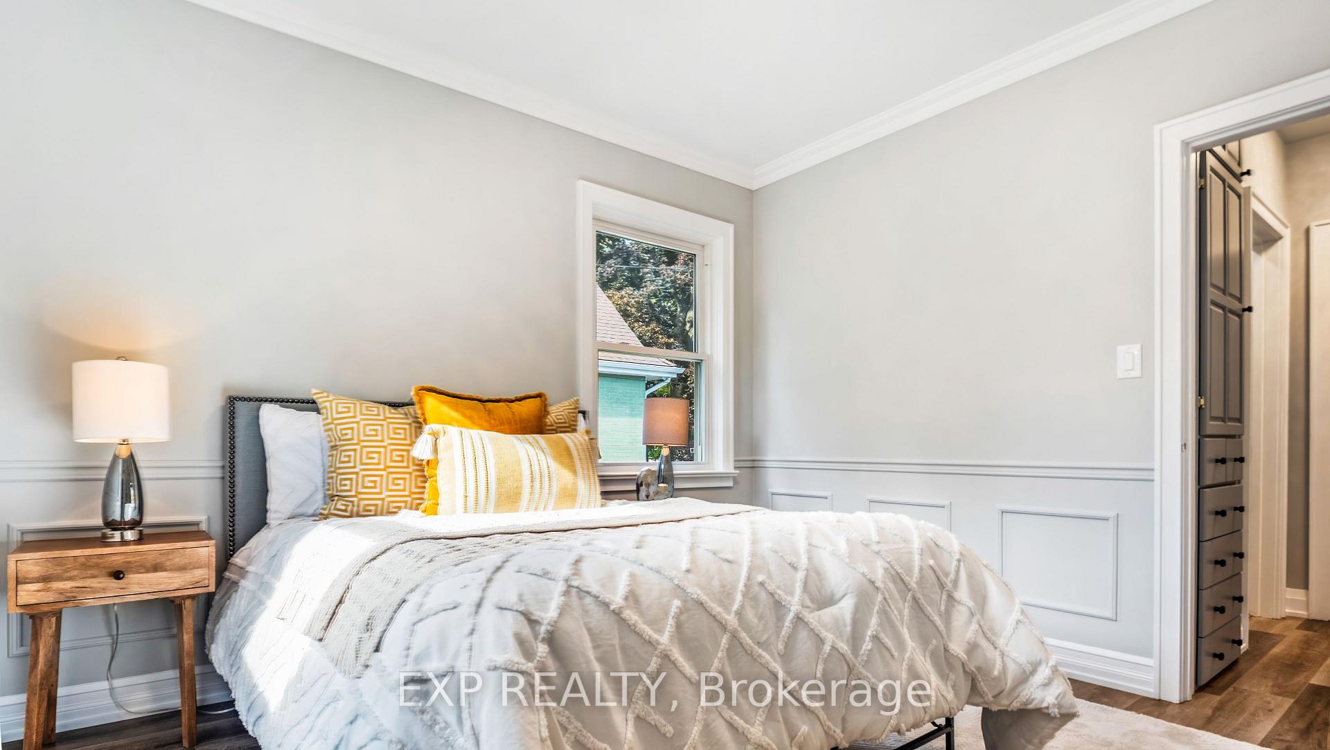Photo 20 of 1036 Cedarwood Place, Burlington, LaSalle — HOMEH