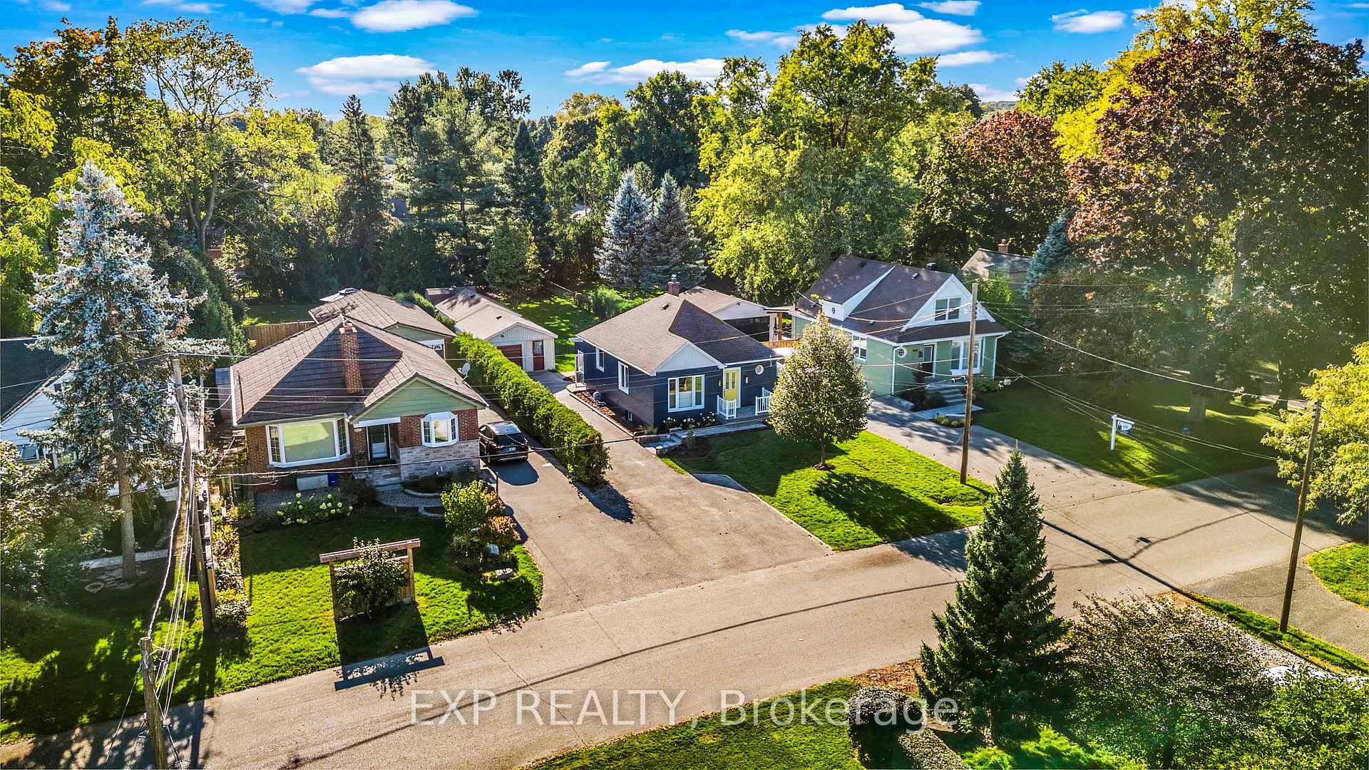 Photo 34 of 1036 Cedarwood Place, Burlington, LaSalle — HOMEH