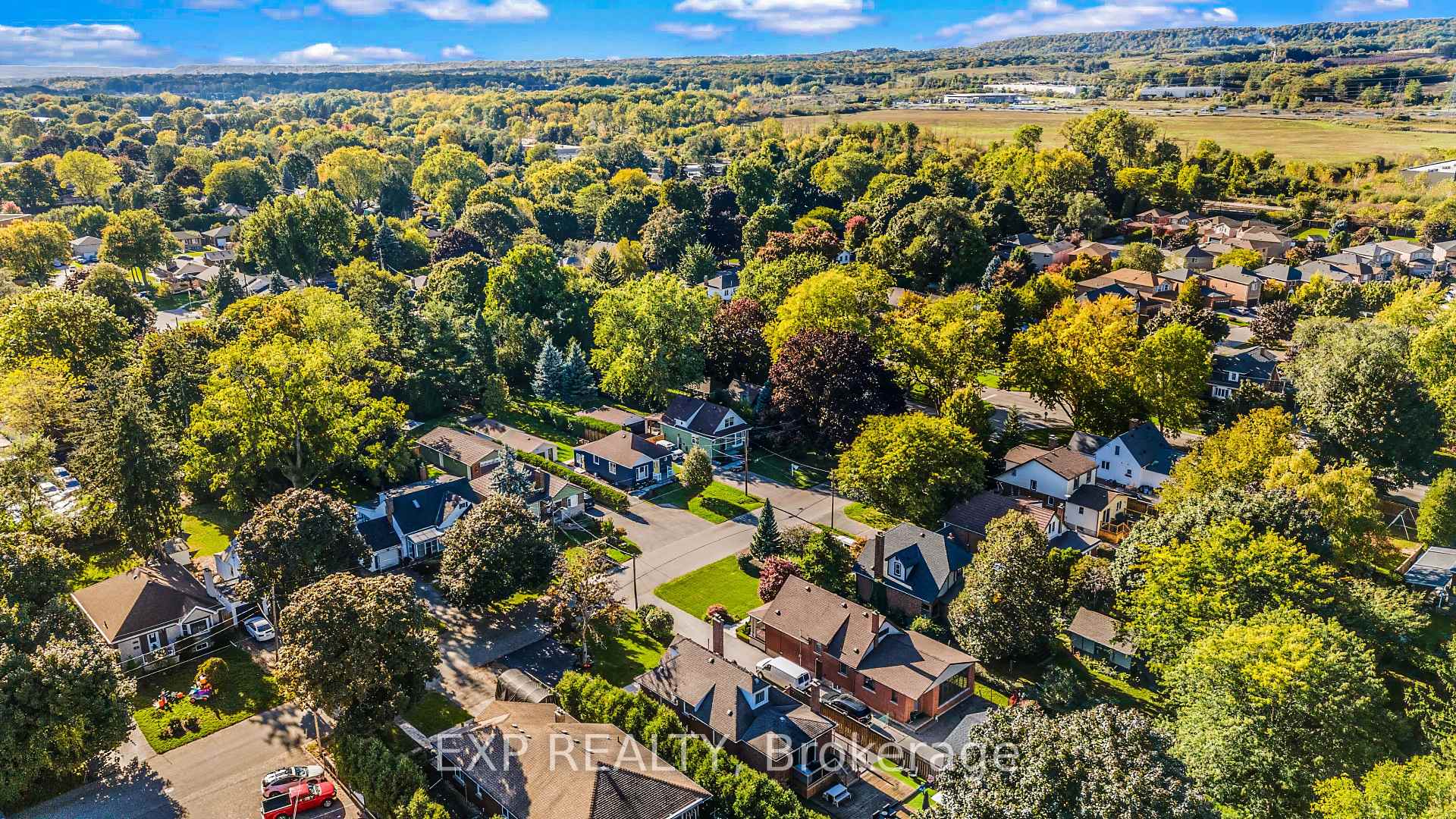 Photo 40 of 1036 Cedarwood Place, Burlington, LaSalle — HOMEH