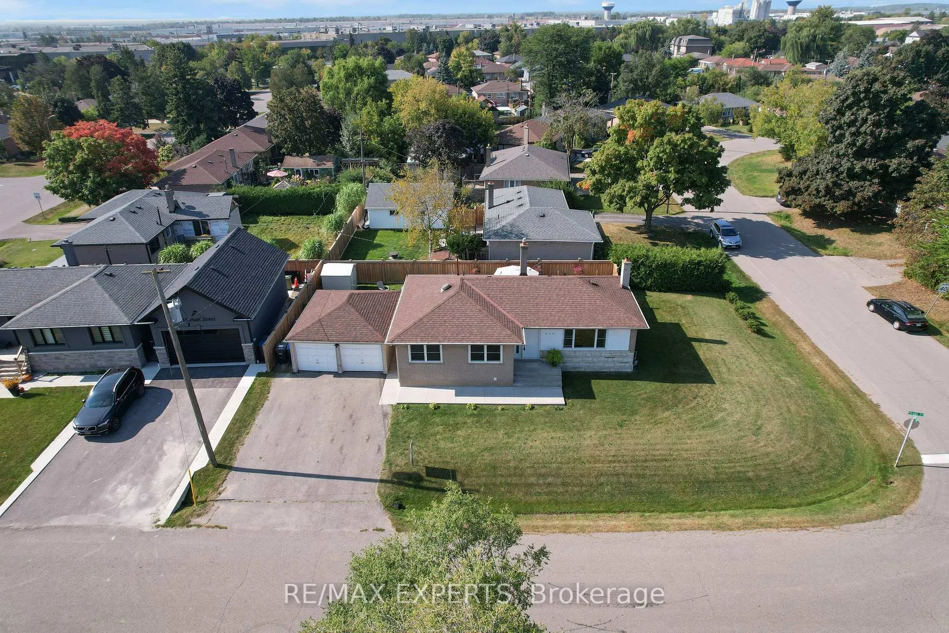 Photo 33 of 356 Pearl Street, Caledon, Bolton West — HOMEH