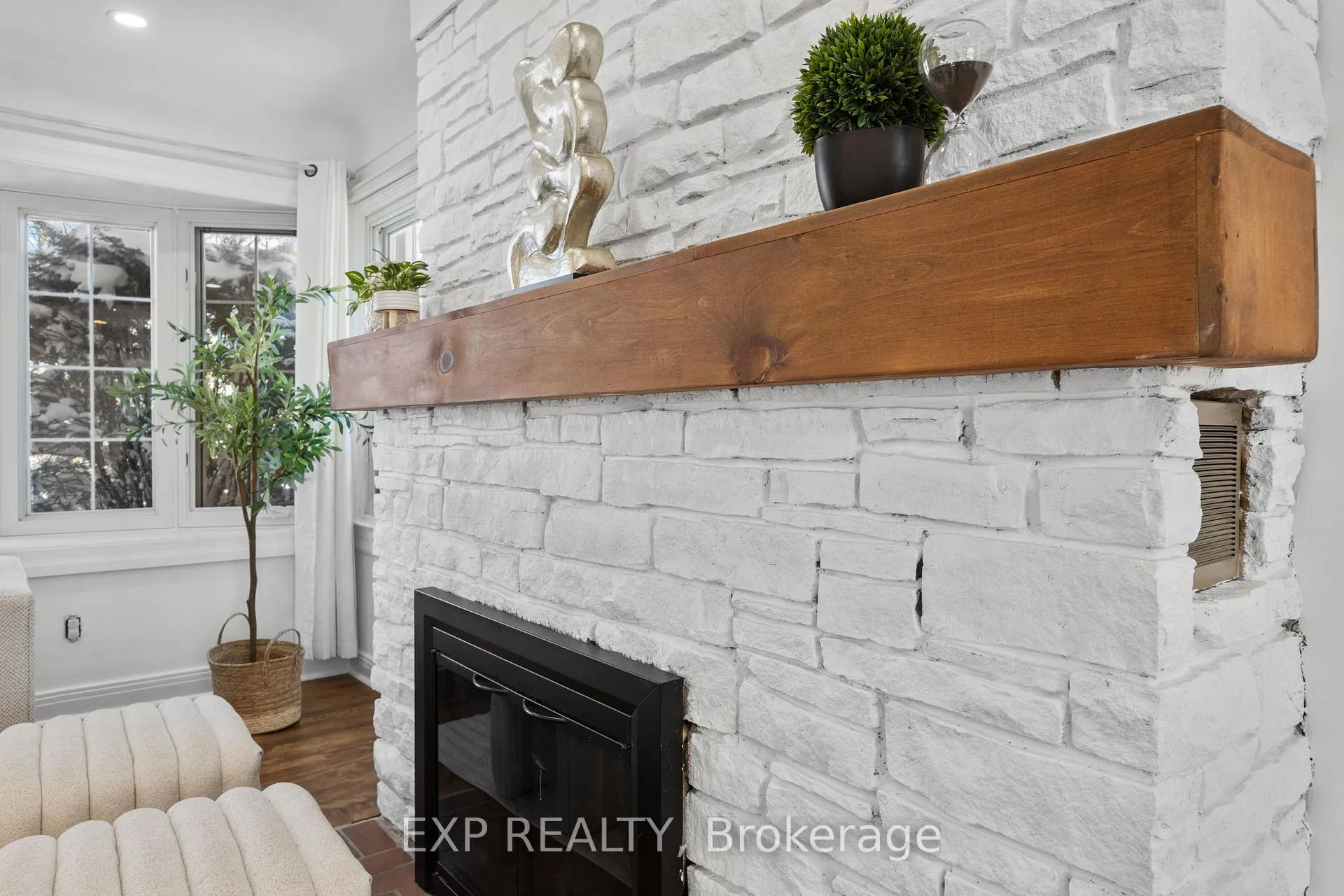 Photo 10 of 576 Donald Street, Ottawa, Overbrook/Castle Heights — HOMEH