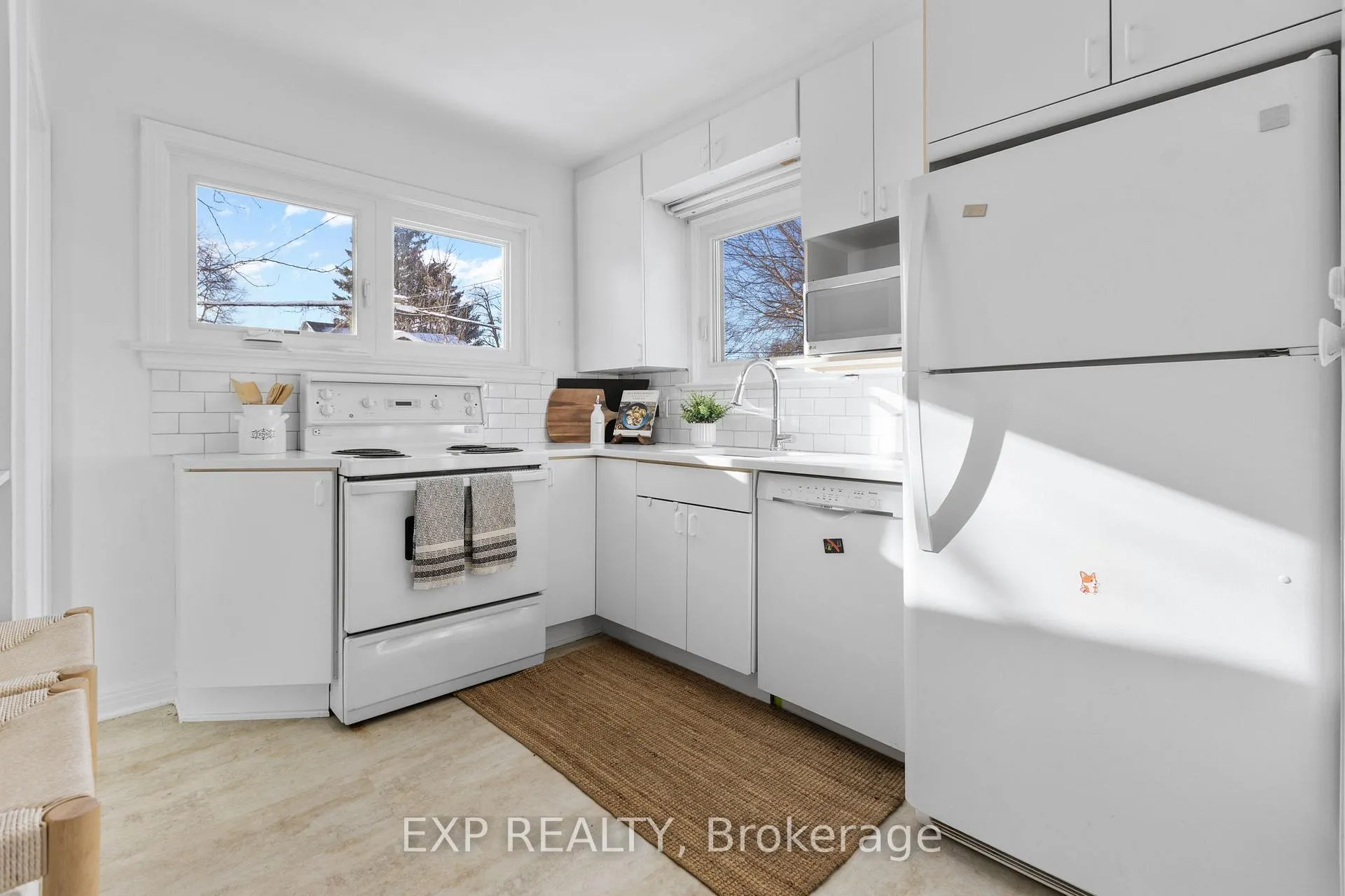 Photo 11 of 576 Donald Street, Ottawa, Overbrook/Castle Heights — HOMEH