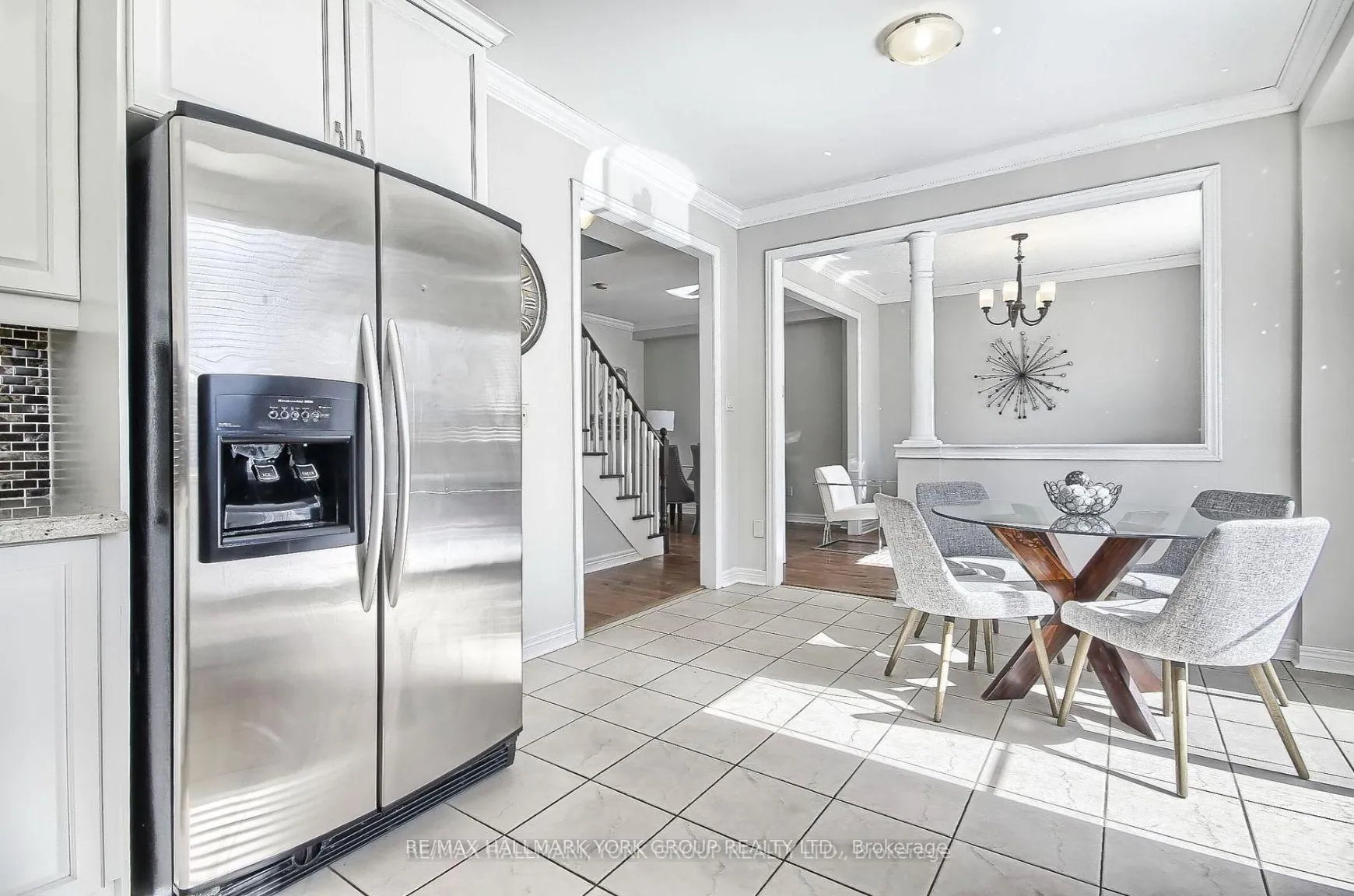 Photo 10 of 23 Haverhill Terrace, Aurora, Bayview Wellington — HOMEH