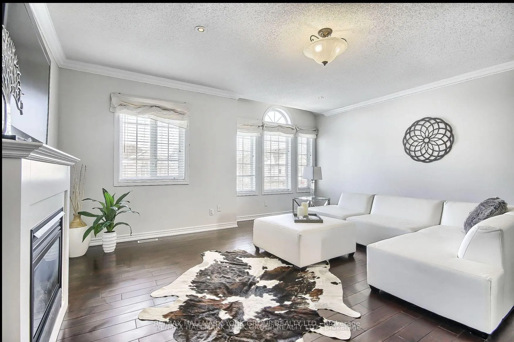 Photo 16 of 23 Haverhill Terrace, Aurora, Bayview Wellington — HOMEH