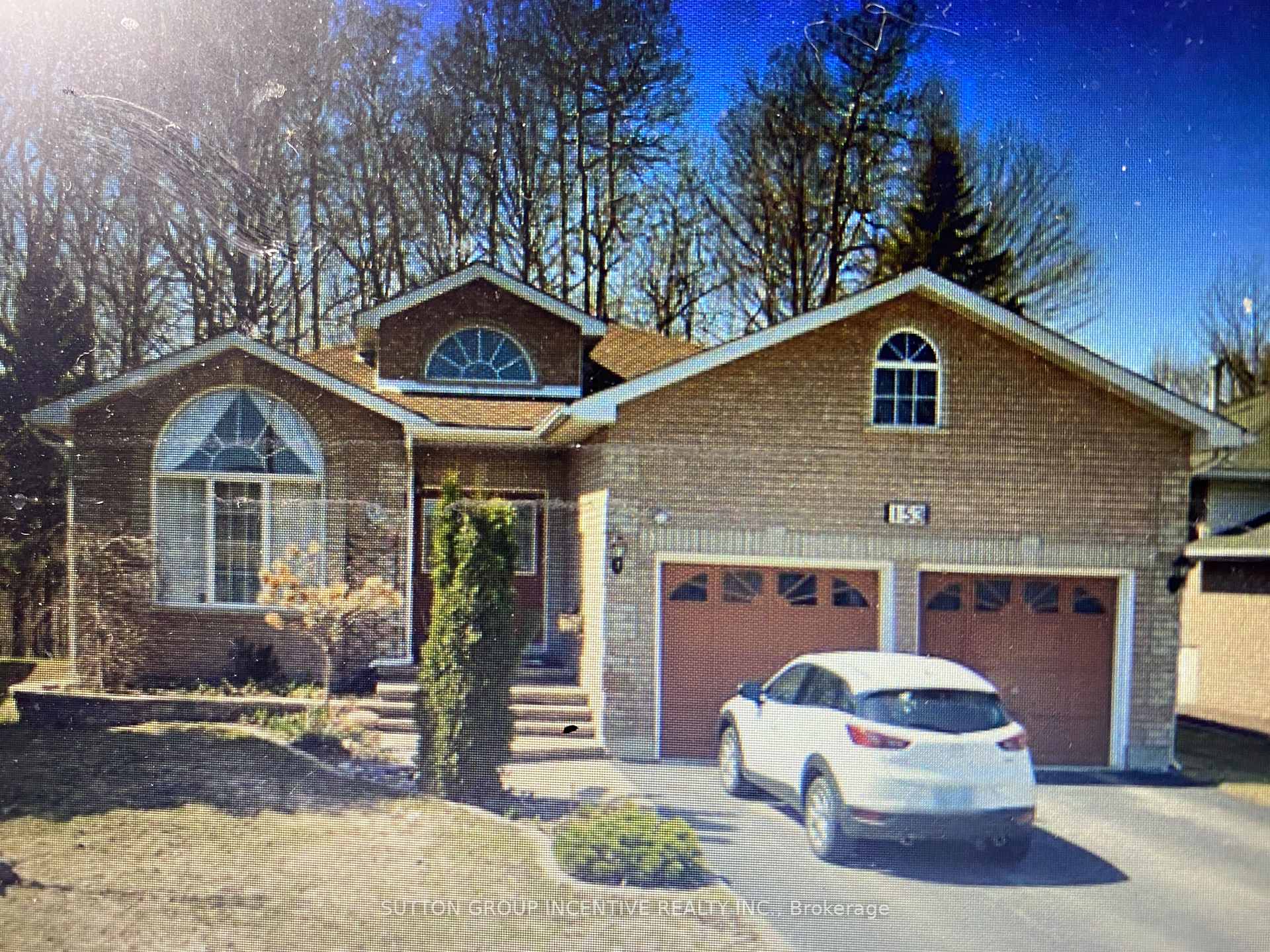 Photo 1 of 153 Emms Drive, Barrie, Holly — HOMEH