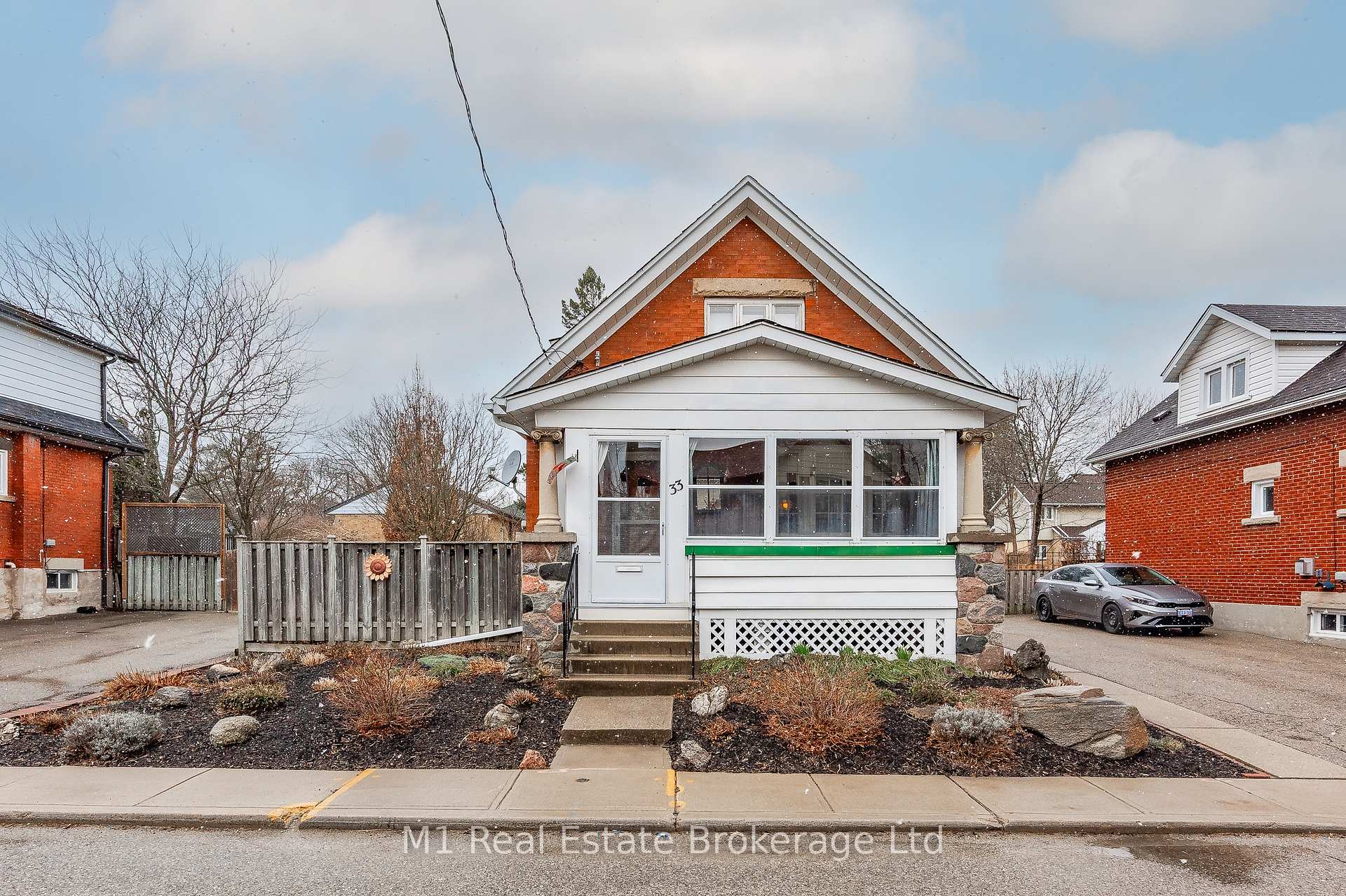 Photo 1 of 33 Verney Street, Guelph, Exhibition Park — HOMEH
