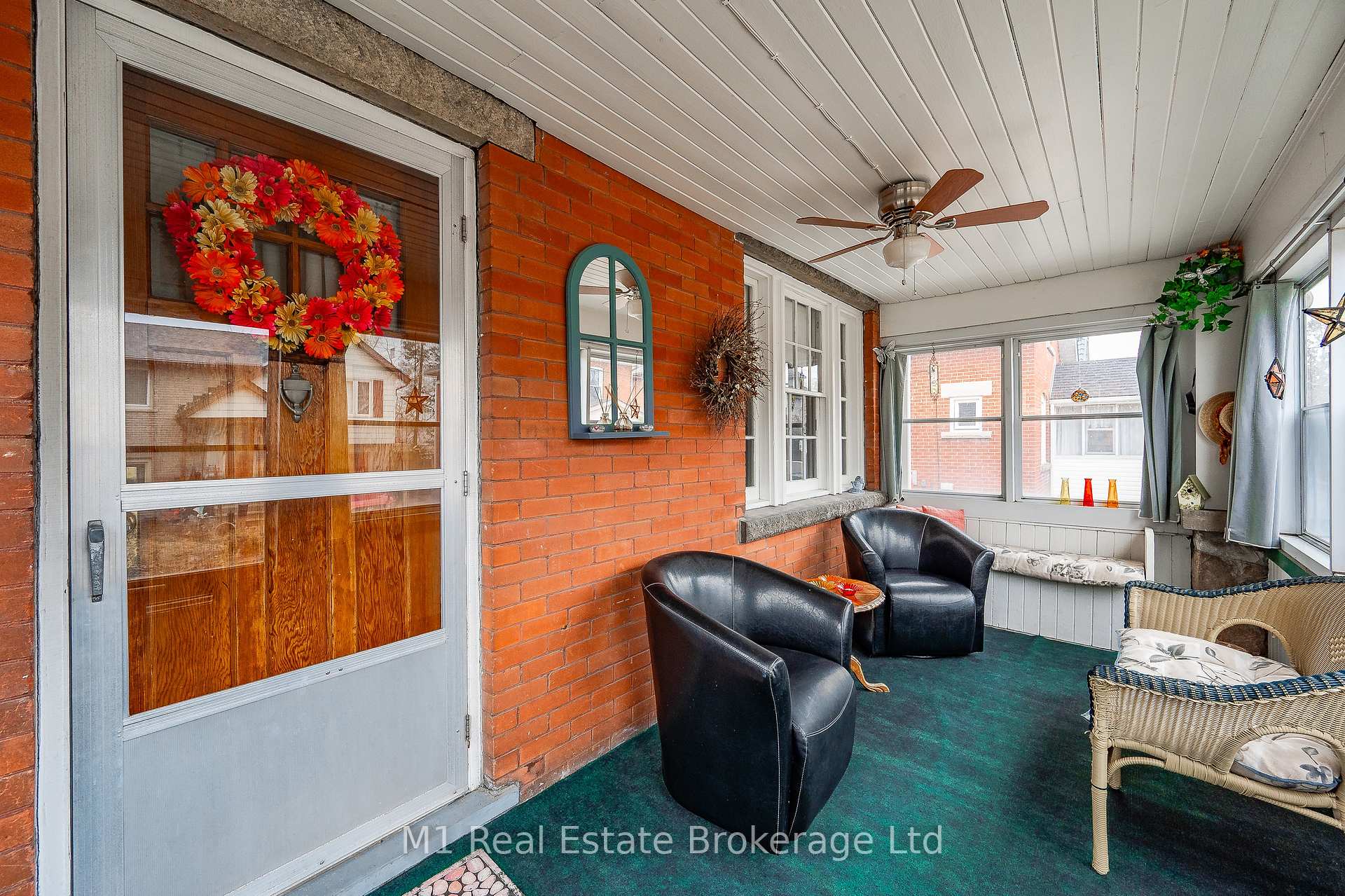 Photo 8 of 33 Verney Street, Guelph, Exhibition Park — HOMEH