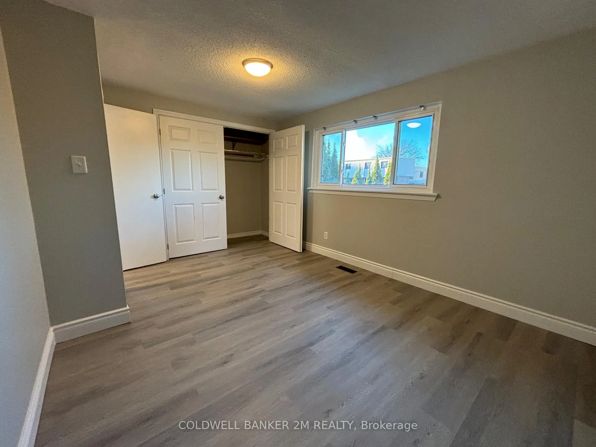 Photo 13 of 1104 Venus Crescent, Oshawa, Lakeview — HOMEH