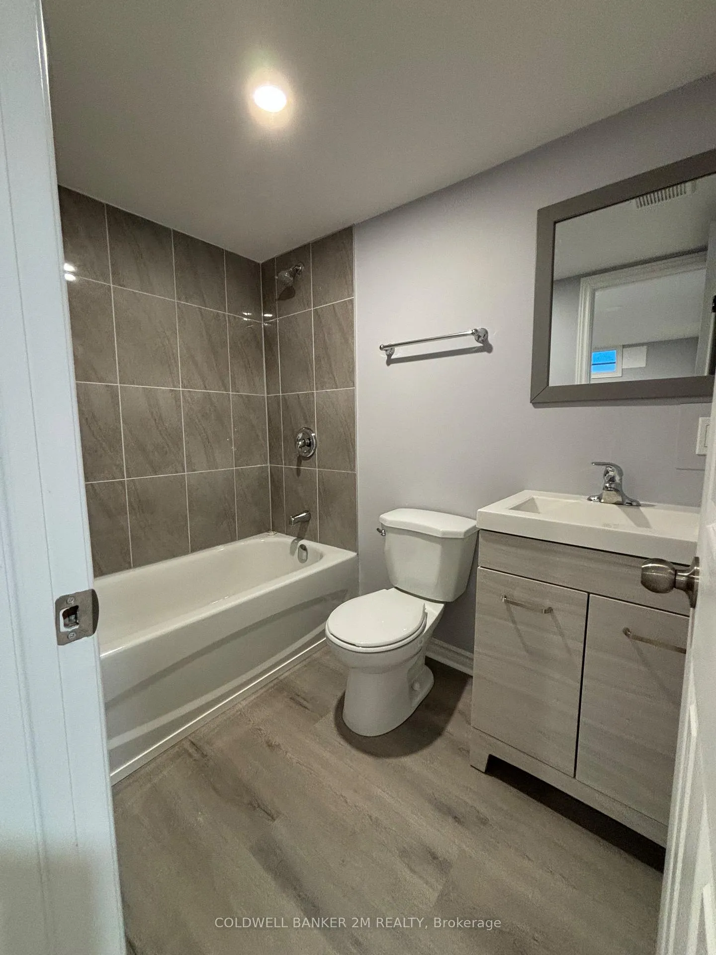 Photo 21 of 1104 Venus Crescent, Oshawa, Lakeview — HOMEH