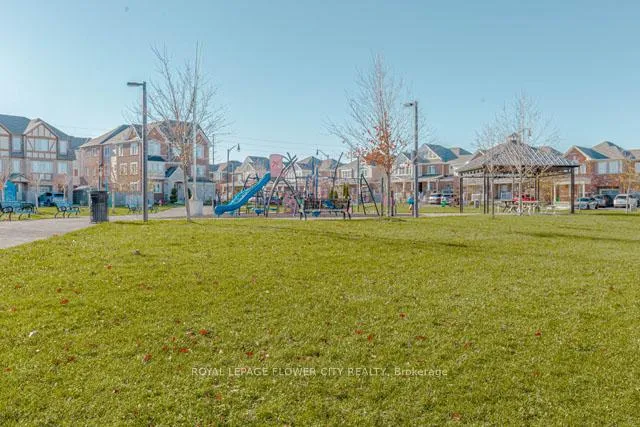 Photo 37 of 3 Quasar Street, Brampton, Northwest Brampton — HOMEH