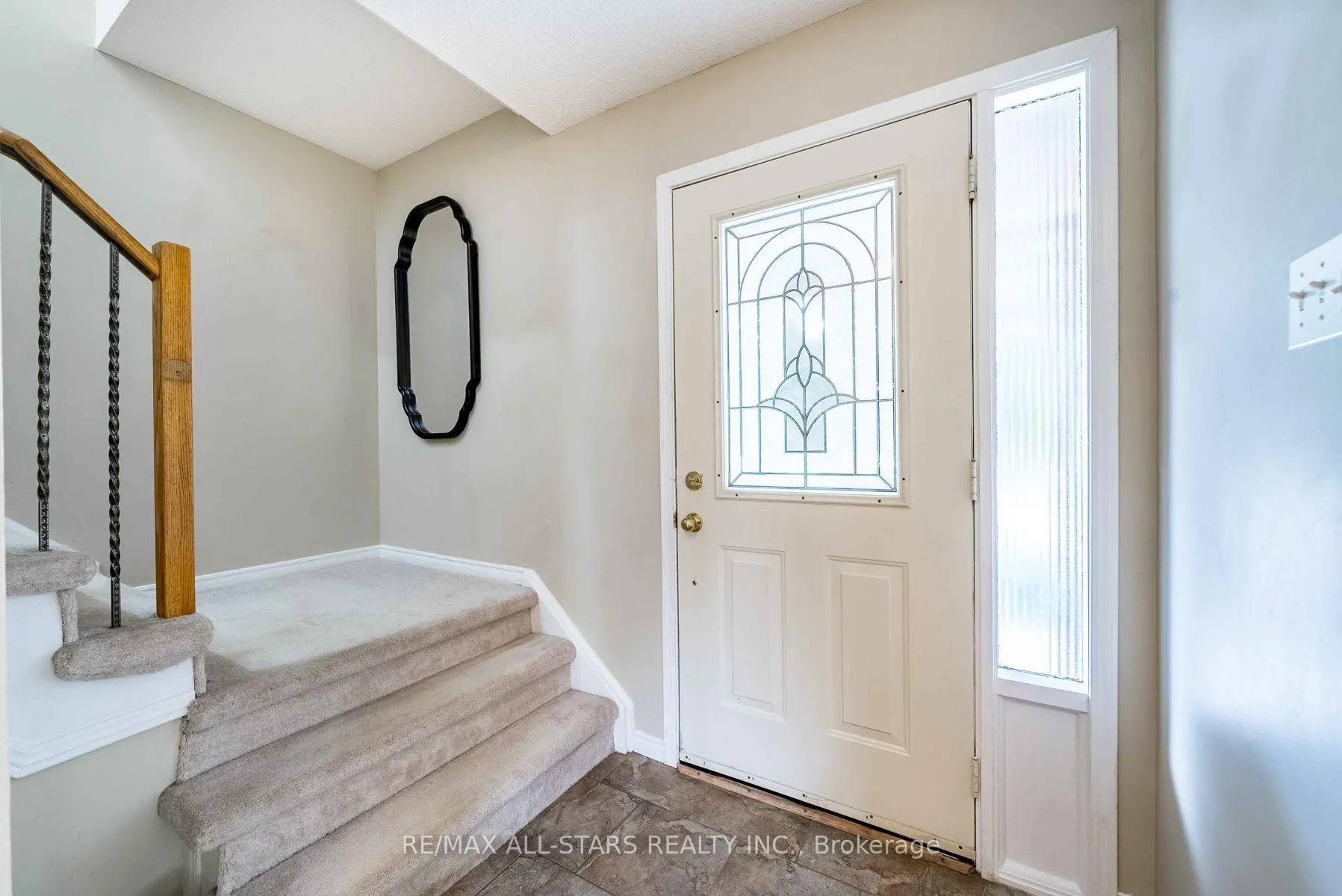 Photo 4 of 90 Chester Crescent, Scugog, Port Perry — HOMEH