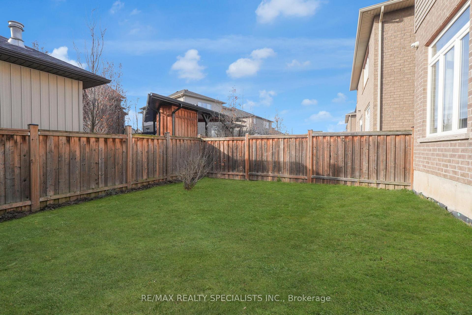 Photo 42 of 41 Donland Avenue, Grimsby, Grimsby West — HOMEH