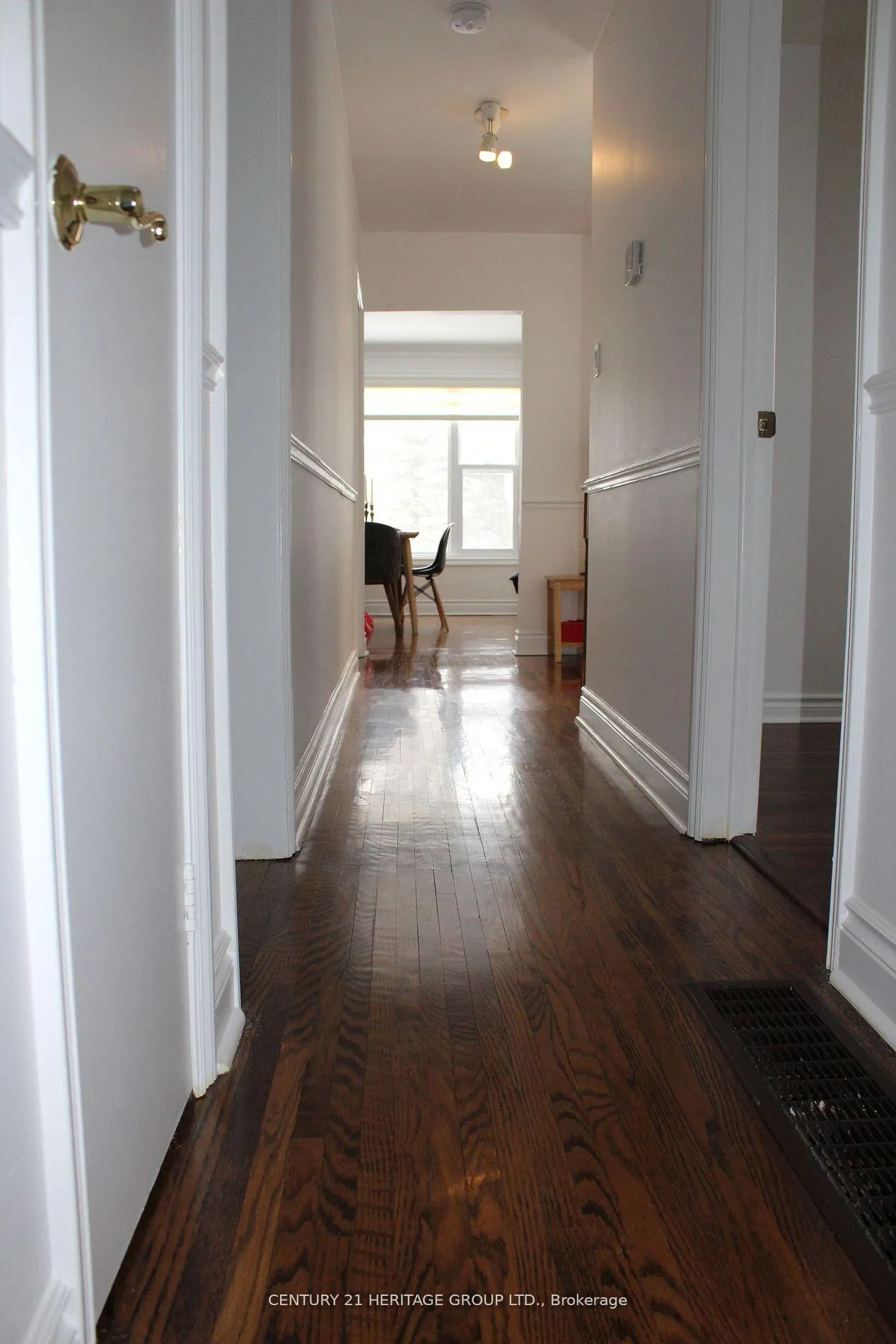 Photo 15 of 70 Richardson Drive, Aurora, Aurora Heights — HOMEH