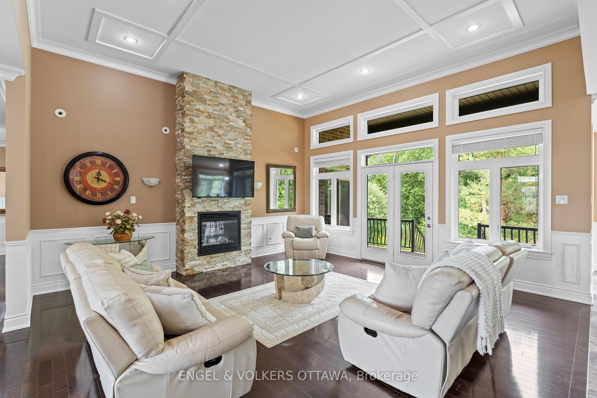 Photo 7 of 7510 Village Centre Place, Ottawa, Osgoode Twp North of Reg Rd 6 — HOMEH
