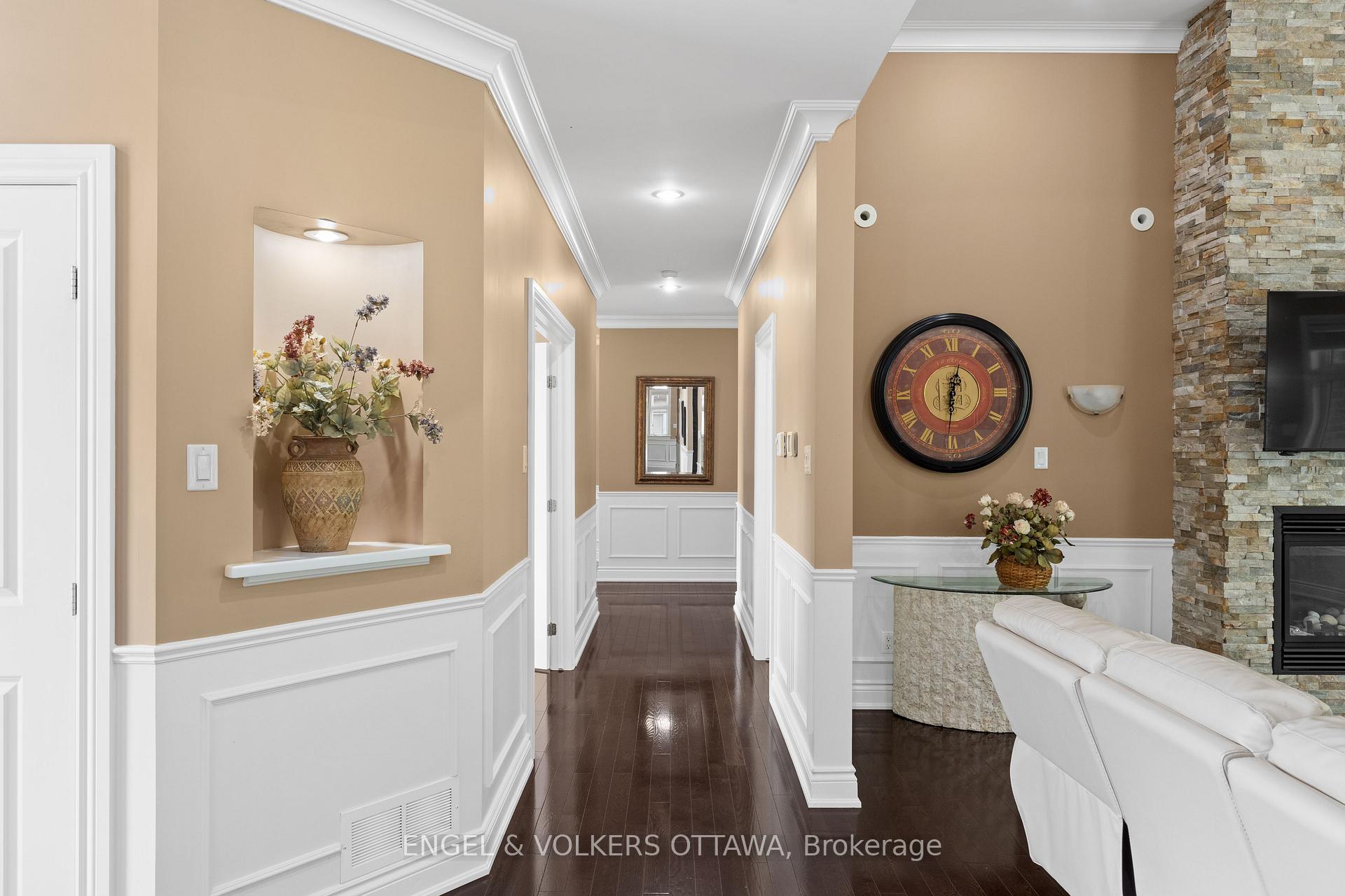 Photo 15 of 7510 Village Centre Place, Ottawa, Osgoode Twp North of Reg Rd 6 — HOMEH