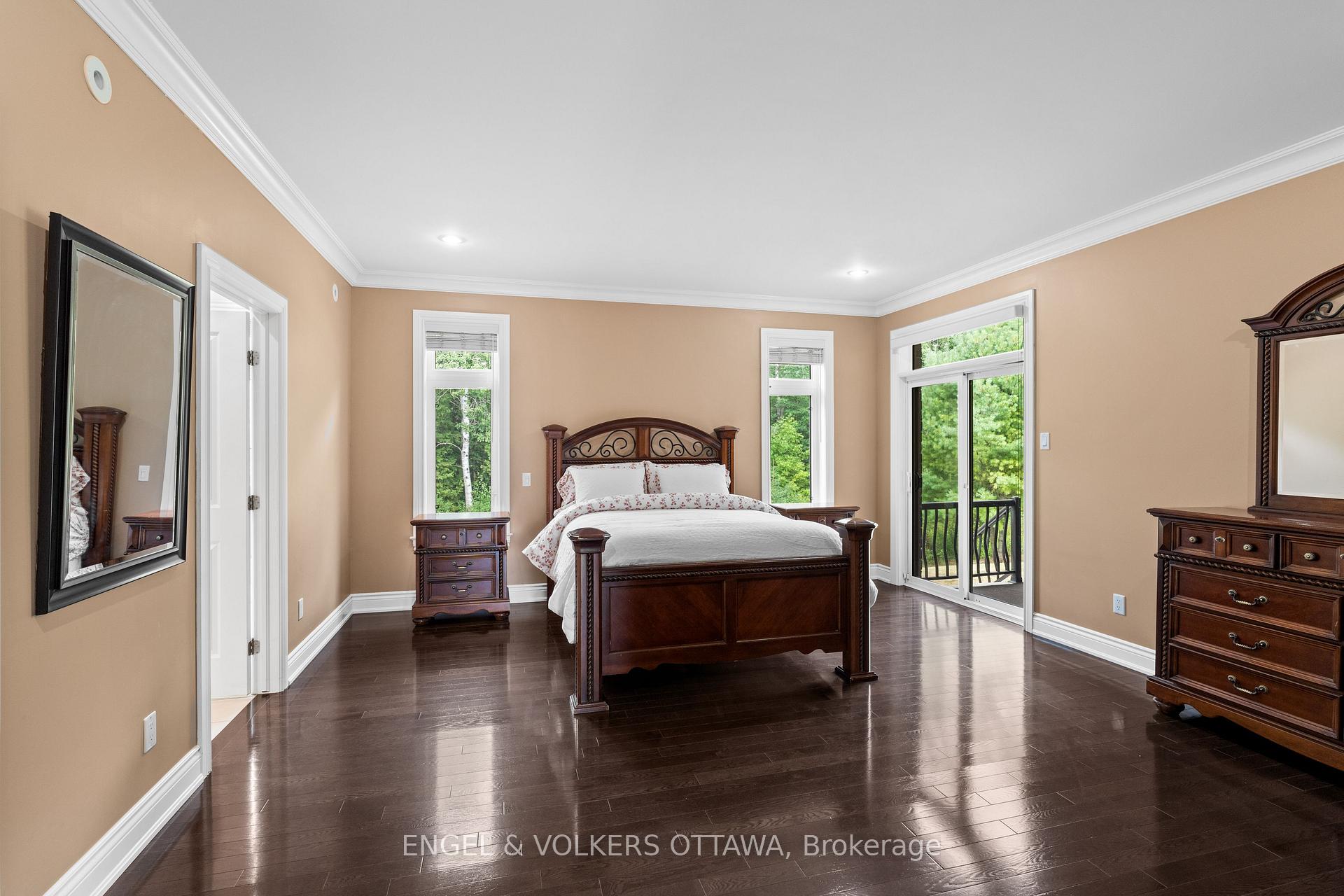 Photo 17 of 7510 Village Centre Place, Ottawa, Osgoode Twp North of Reg Rd 6 — HOMEH