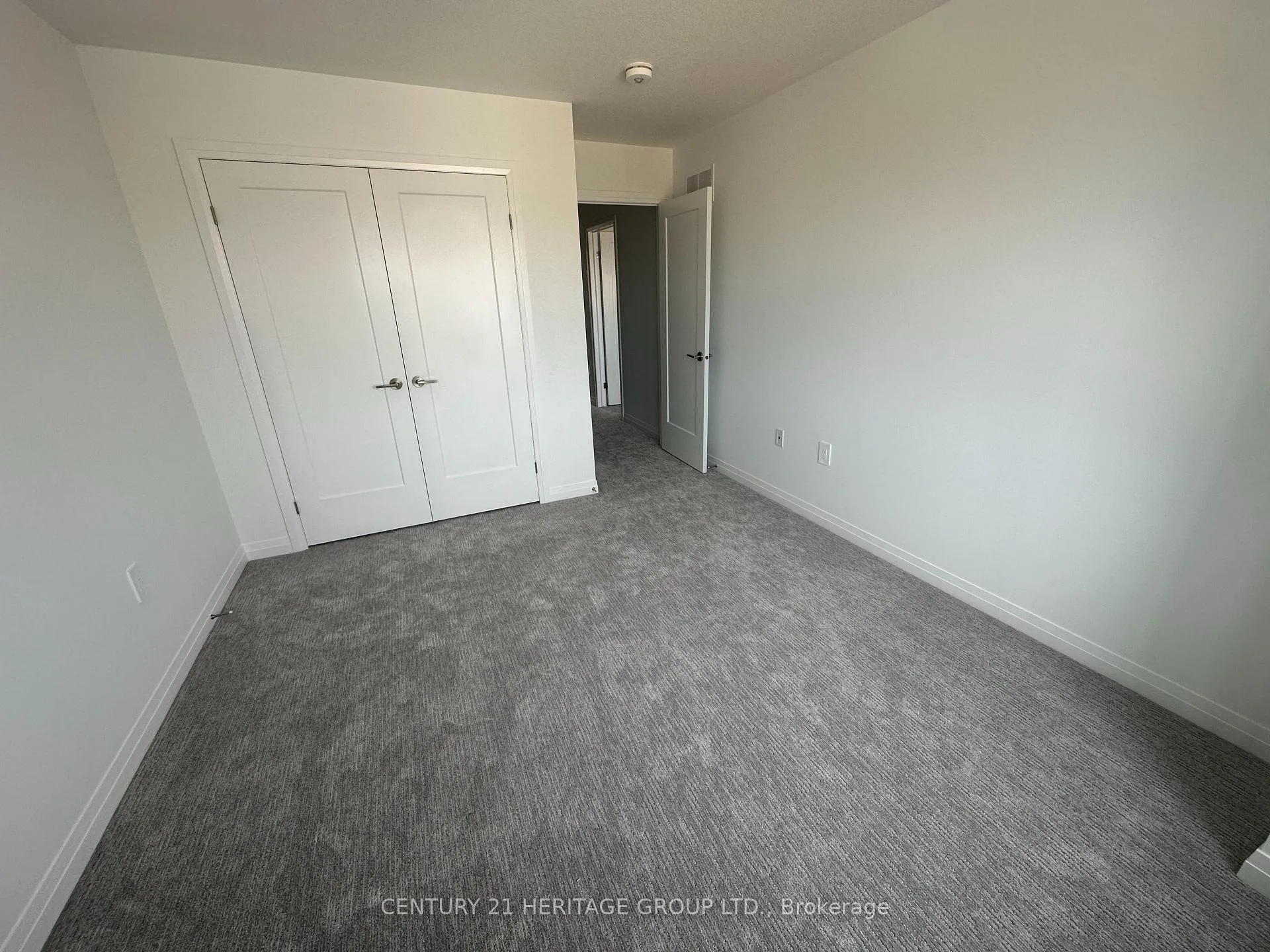 Photo 15 of 221 Cittadella Boulevard, Hamilton, Hannon — HOMEH