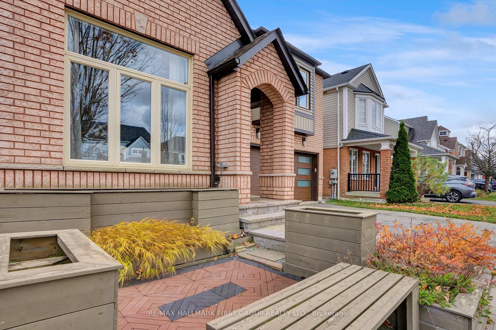 Photo 4 of 75 Ashbury Boulevard, Ajax, South East — HOMEH