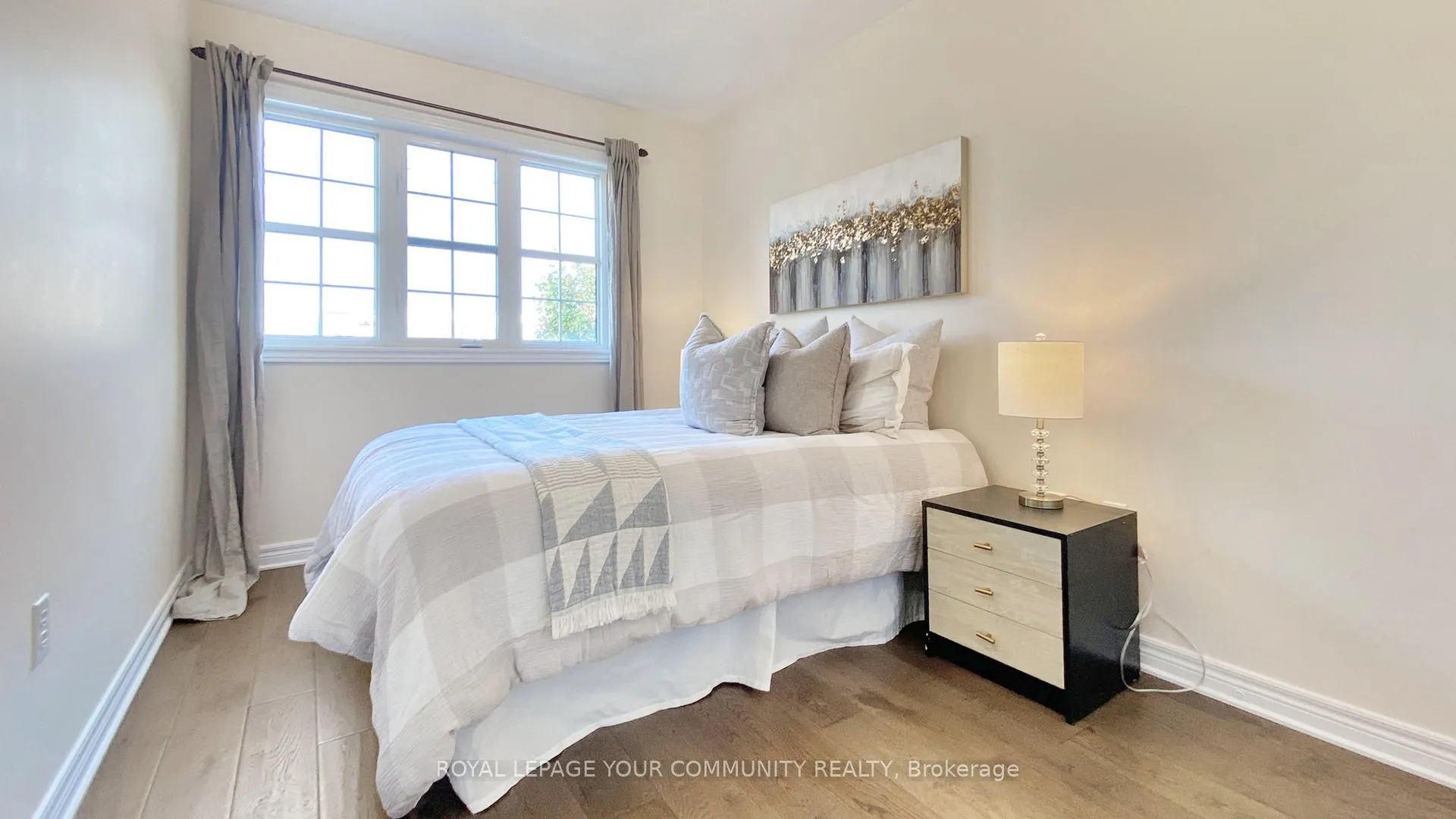 Photo 10 of 13 Ladywood Court, Markham, Cornell — HOMEH