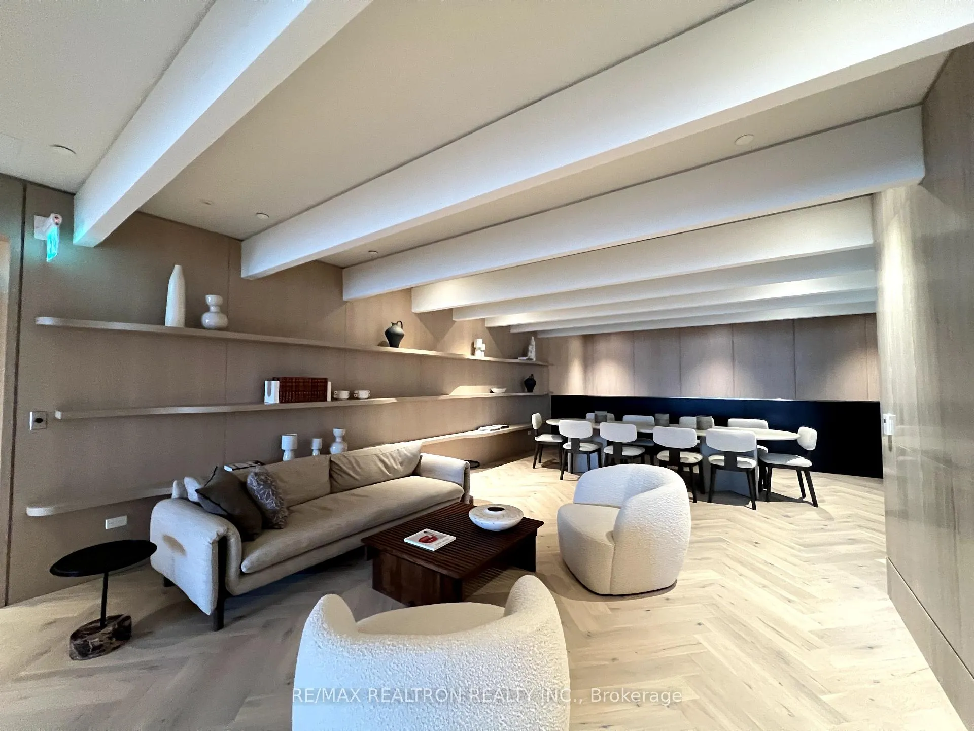 Photo 6 of Unit 3710, 225 Commerce Street, Vaughan, Vaughan Corporate Centre — HOMEH