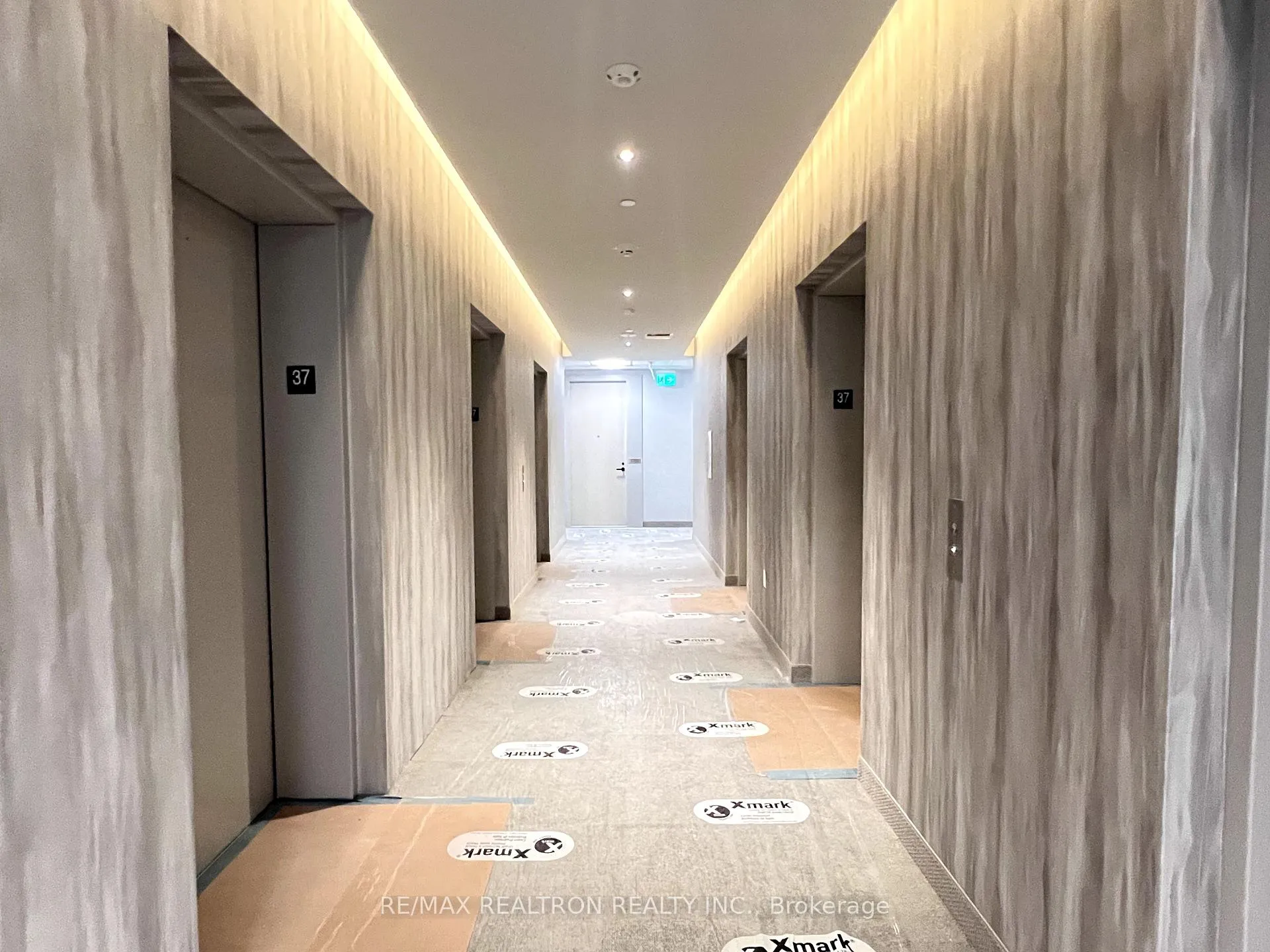 Photo 7 of Unit 3710, 225 Commerce Street, Vaughan, Vaughan Corporate Centre — HOMEH