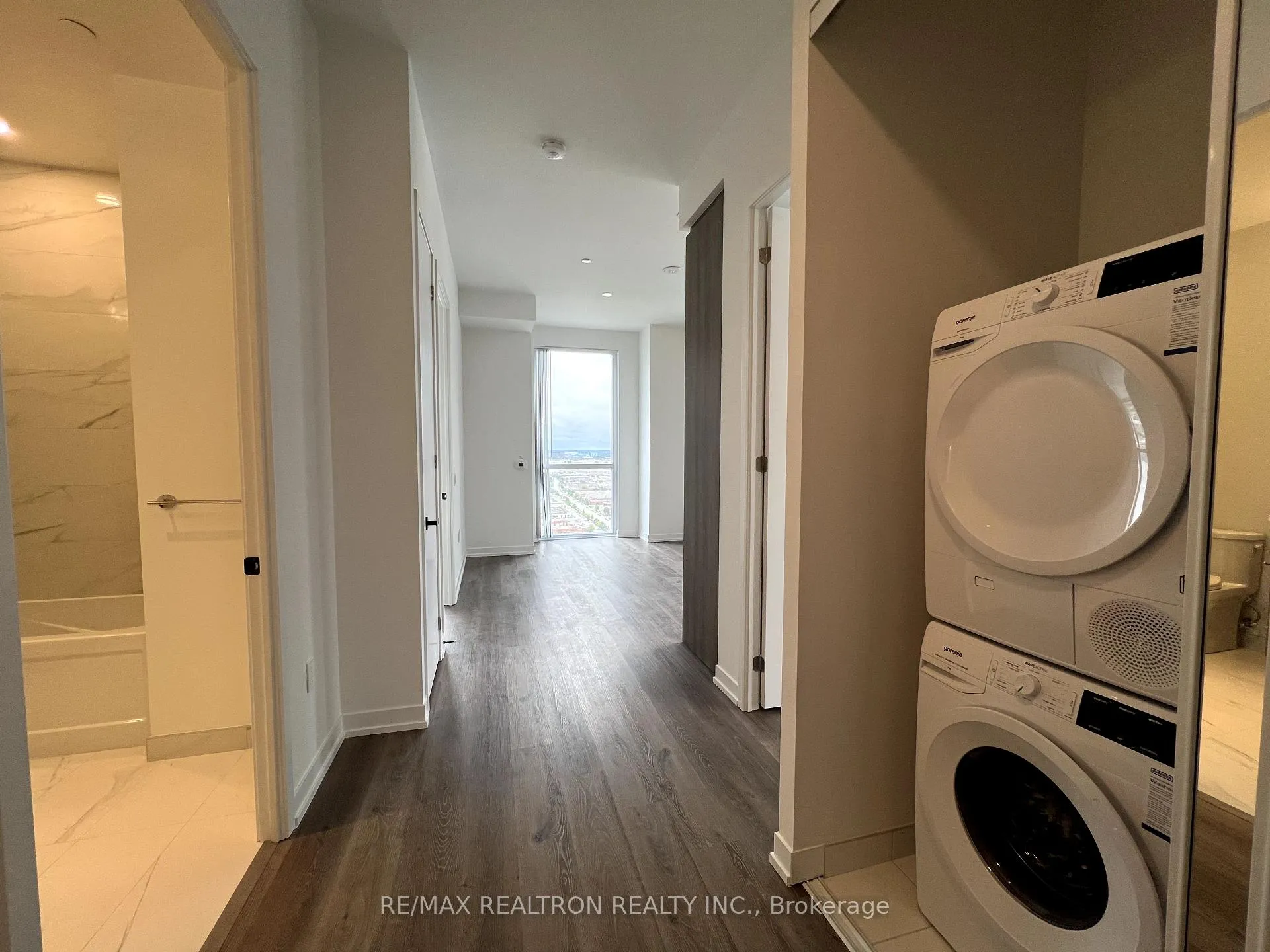 Photo 16 of Unit 3710, 225 Commerce Street, Vaughan, Vaughan Corporate Centre — HOMEH