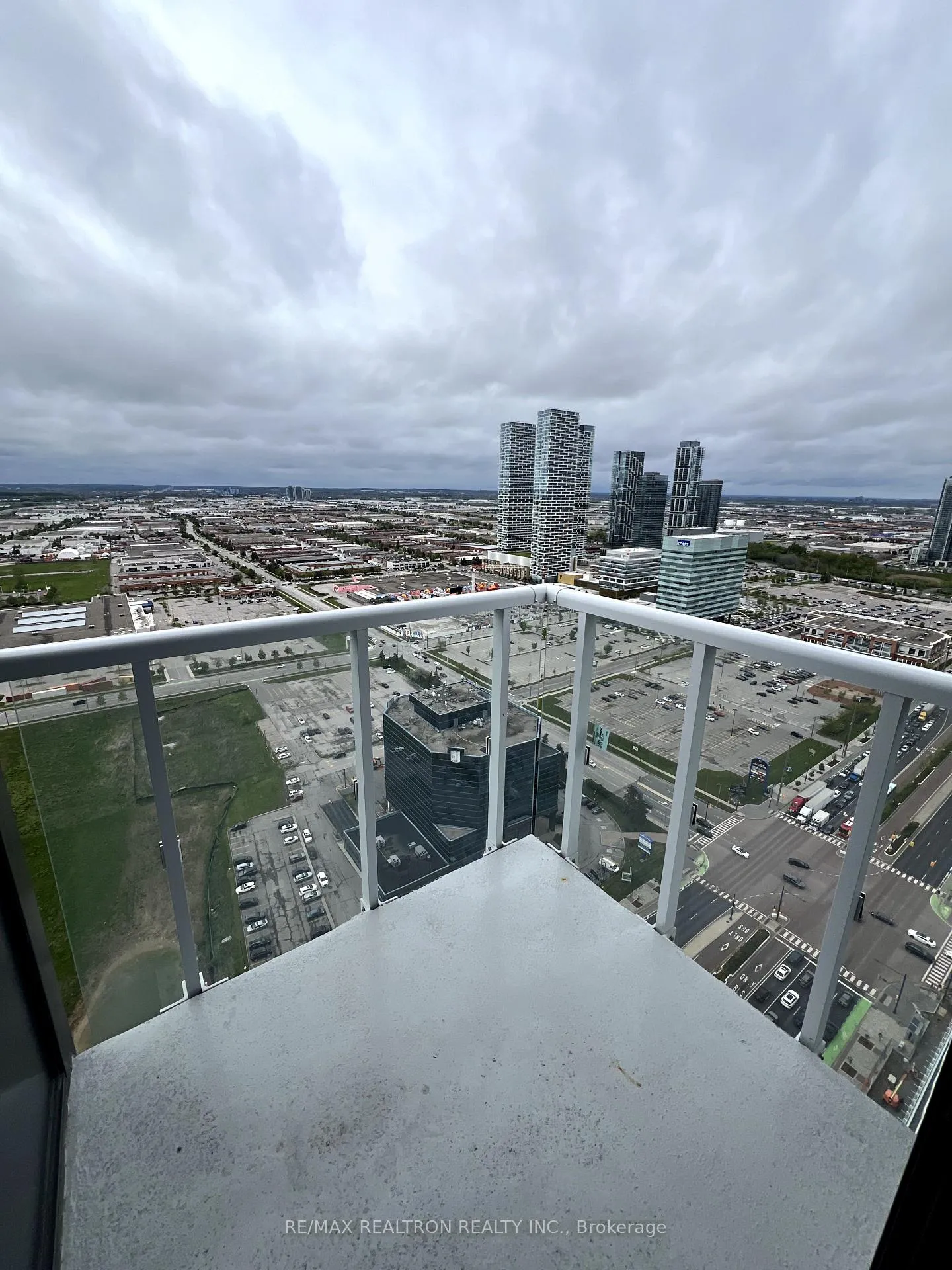 Photo 25 of Unit 3710, 225 Commerce Street, Vaughan, Vaughan Corporate Centre — HOMEH
