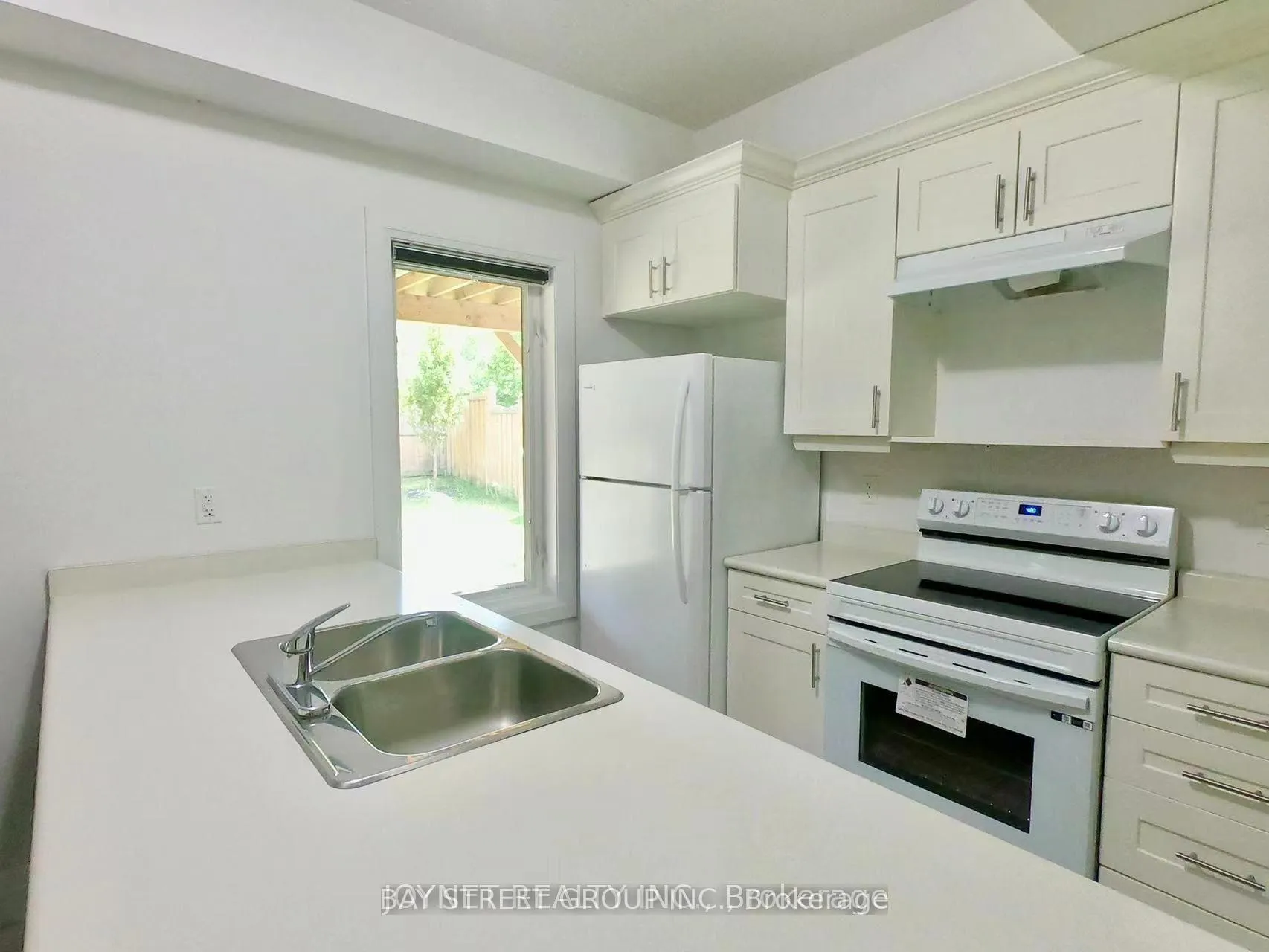 Photo 3 of Unit Bsmt, 2 Greenwich Street, Barrie, Ardagh — HOMEH