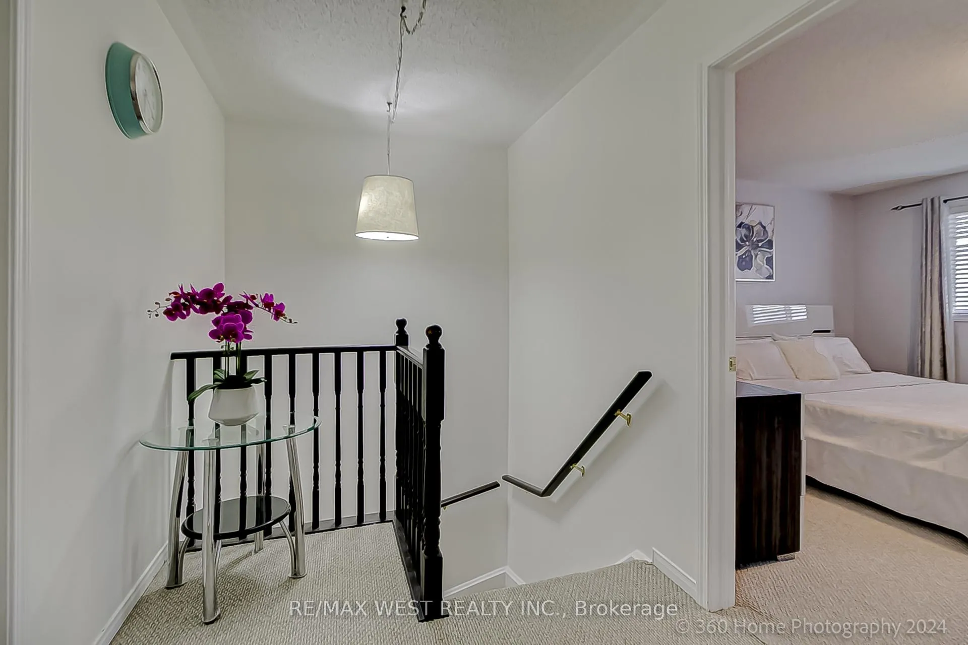 Photo 12 of 571 Blythwood Square, Oshawa, Samac — HOMEH