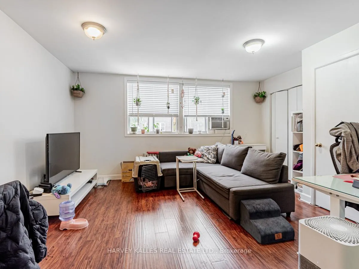 Photo 6 of 1552 Bathurst Street, Toronto, Humewood-Cedarvale — HOMEH