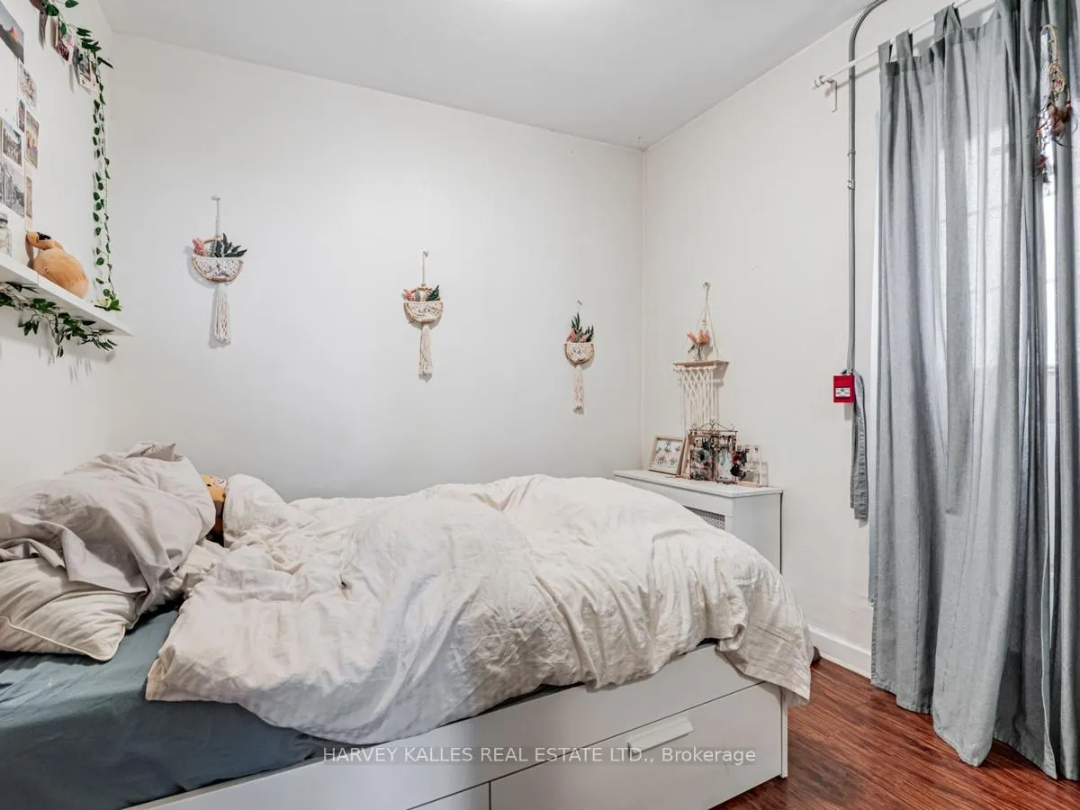 Photo 11 of 1552 Bathurst Street, Toronto, Humewood-Cedarvale — HOMEH