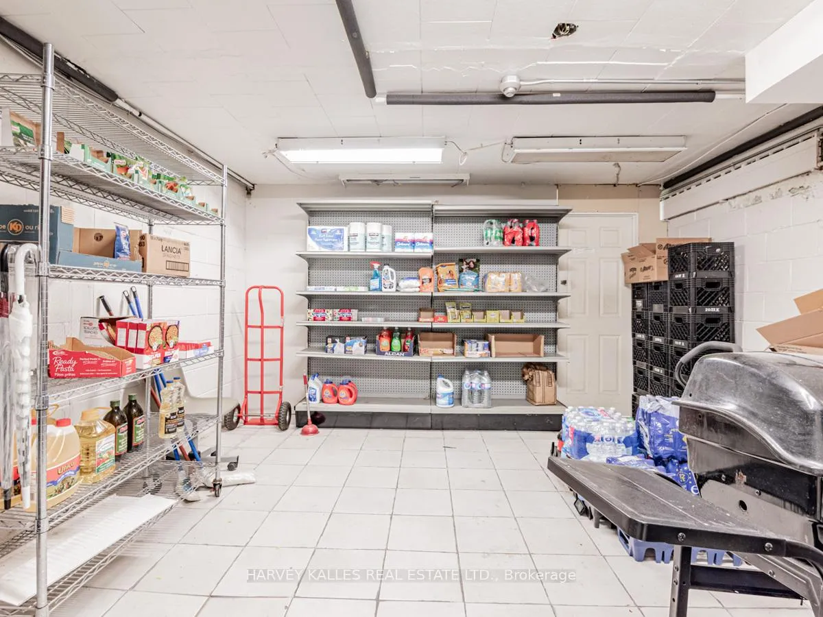 Photo 17 of 1552 Bathurst Street, Toronto, Humewood-Cedarvale — HOMEH