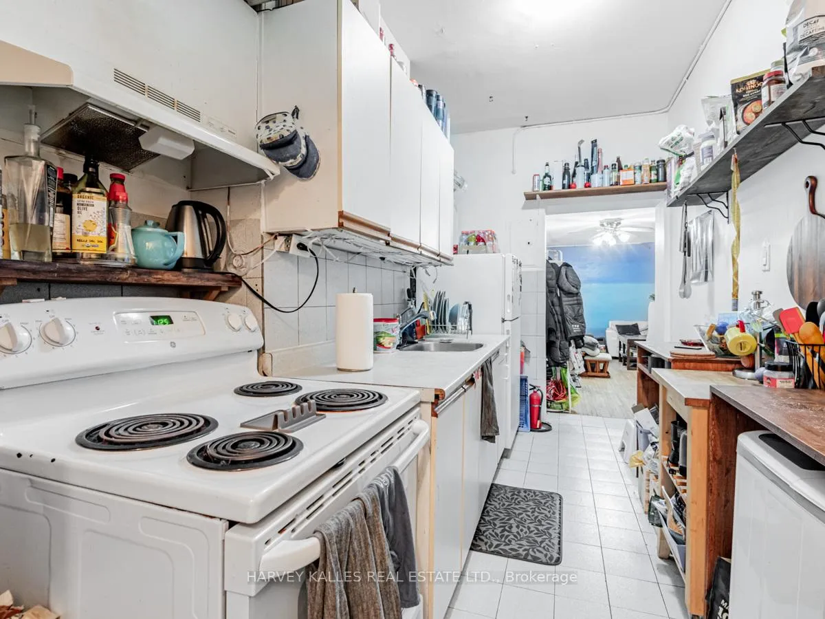 Photo 18 of 1552 Bathurst Street, Toronto, Humewood-Cedarvale — HOMEH