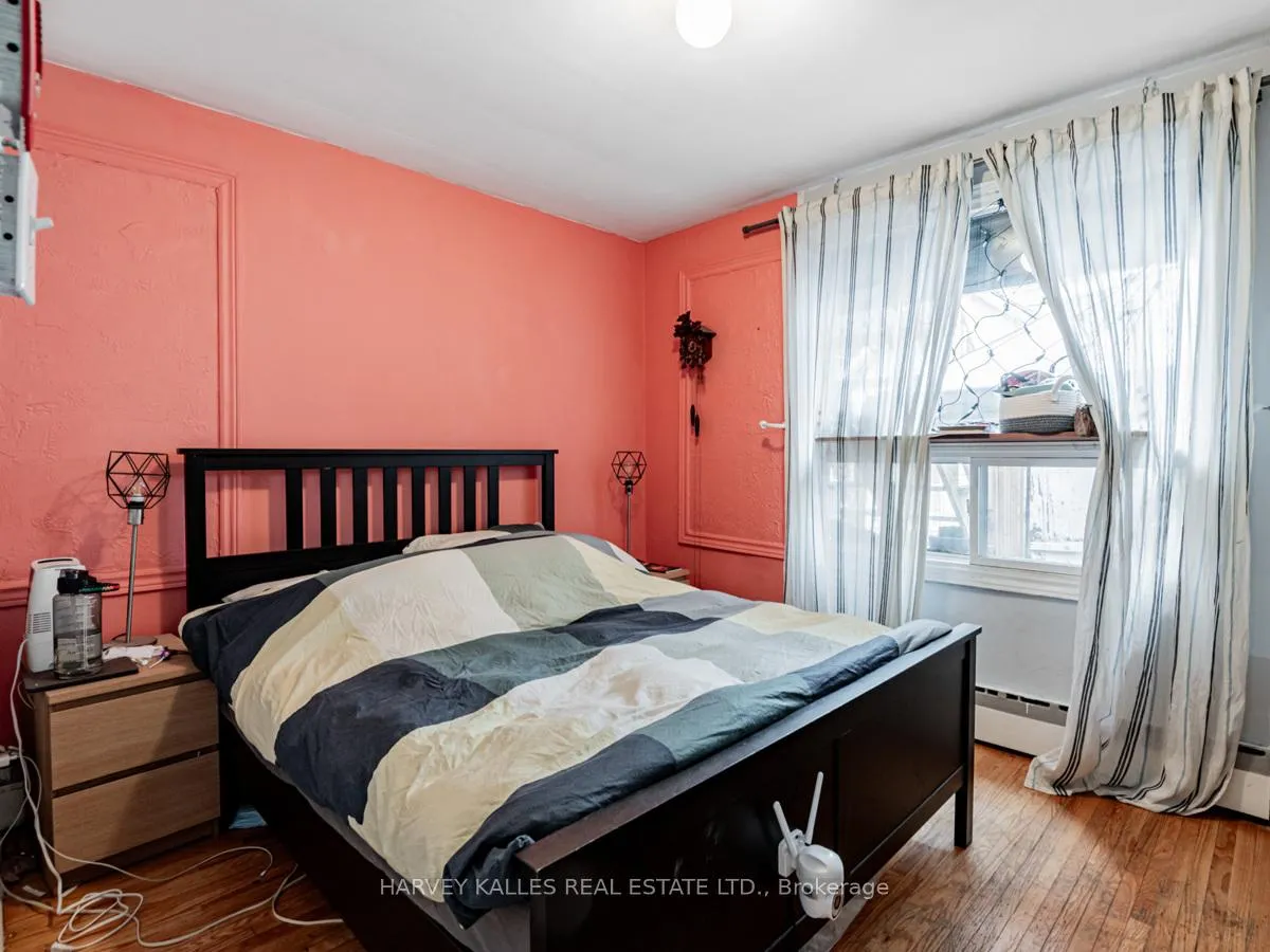 Photo 24 of 1552 Bathurst Street, Toronto, Humewood-Cedarvale — HOMEH