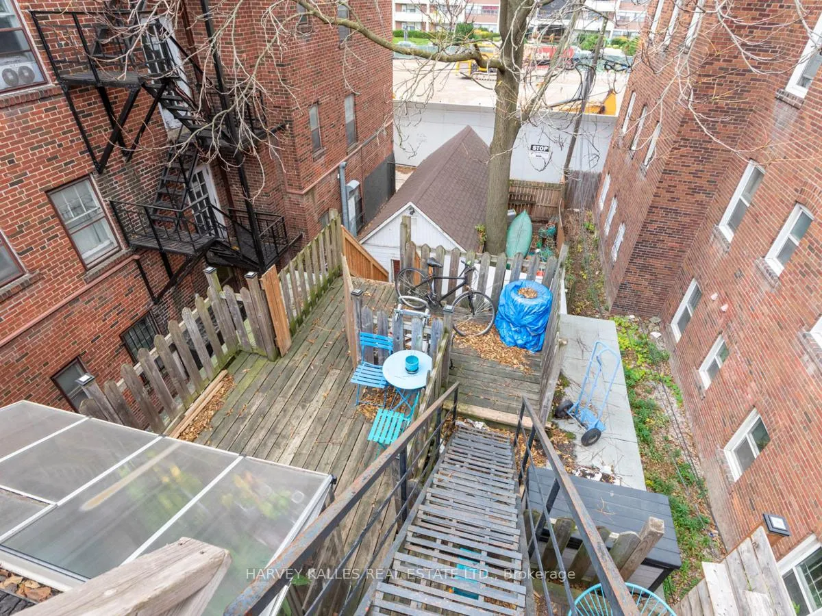 Photo 39 of 1552 Bathurst Street, Toronto, Humewood-Cedarvale — HOMEH