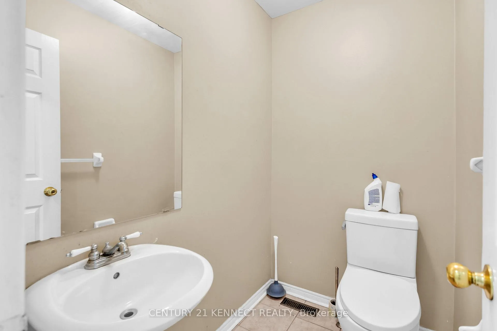 Photo 11 of Unit Upper, 173 Lockwood Road, Brampton, Fletcher's West — HOMEH