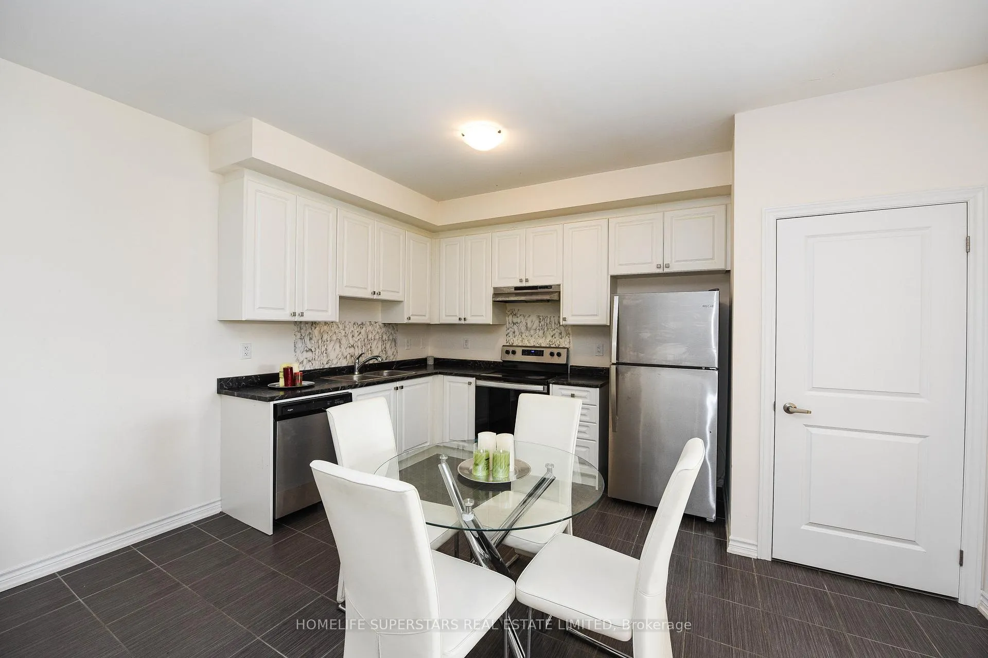 Photo 4 of 65 Allegro Drive, Brampton, Credit Valley — HOMEH