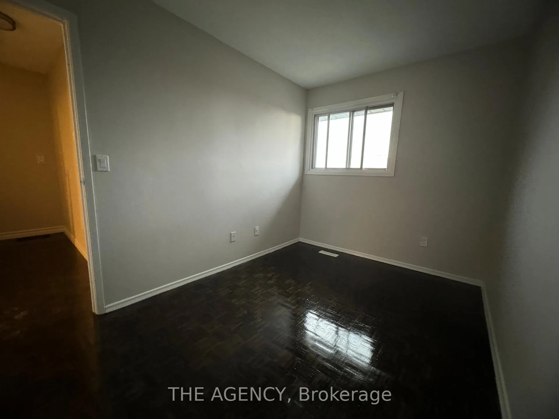 Photo 6 of Unit 4, 477 Dean Avenue, Oshawa, Central — HOMEH