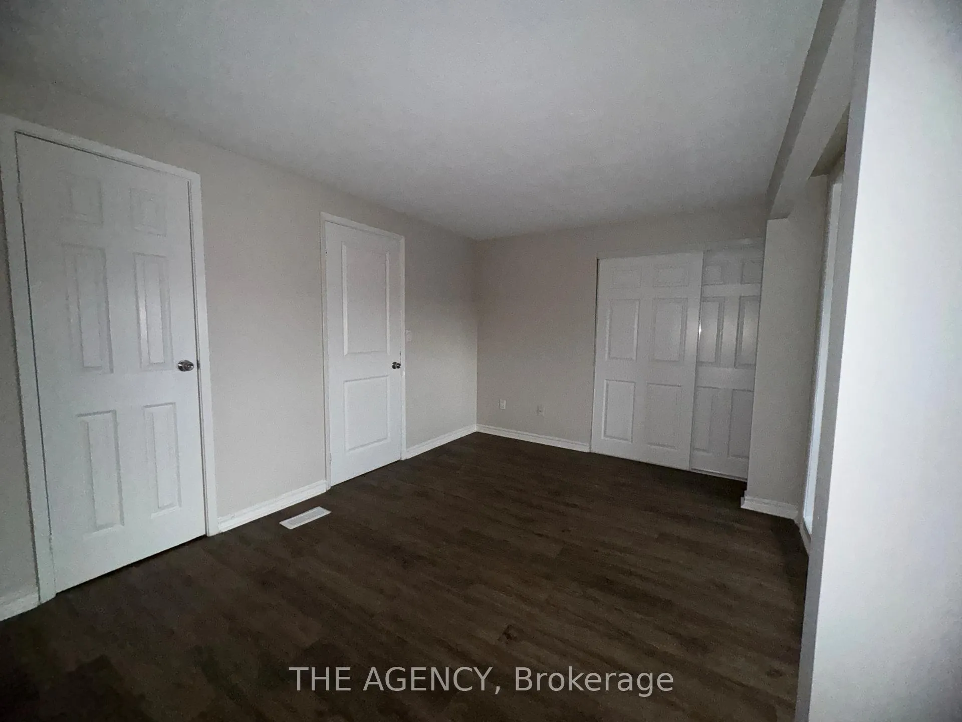 Photo 10 of Unit 4, 477 Dean Avenue, Oshawa, Central — HOMEH