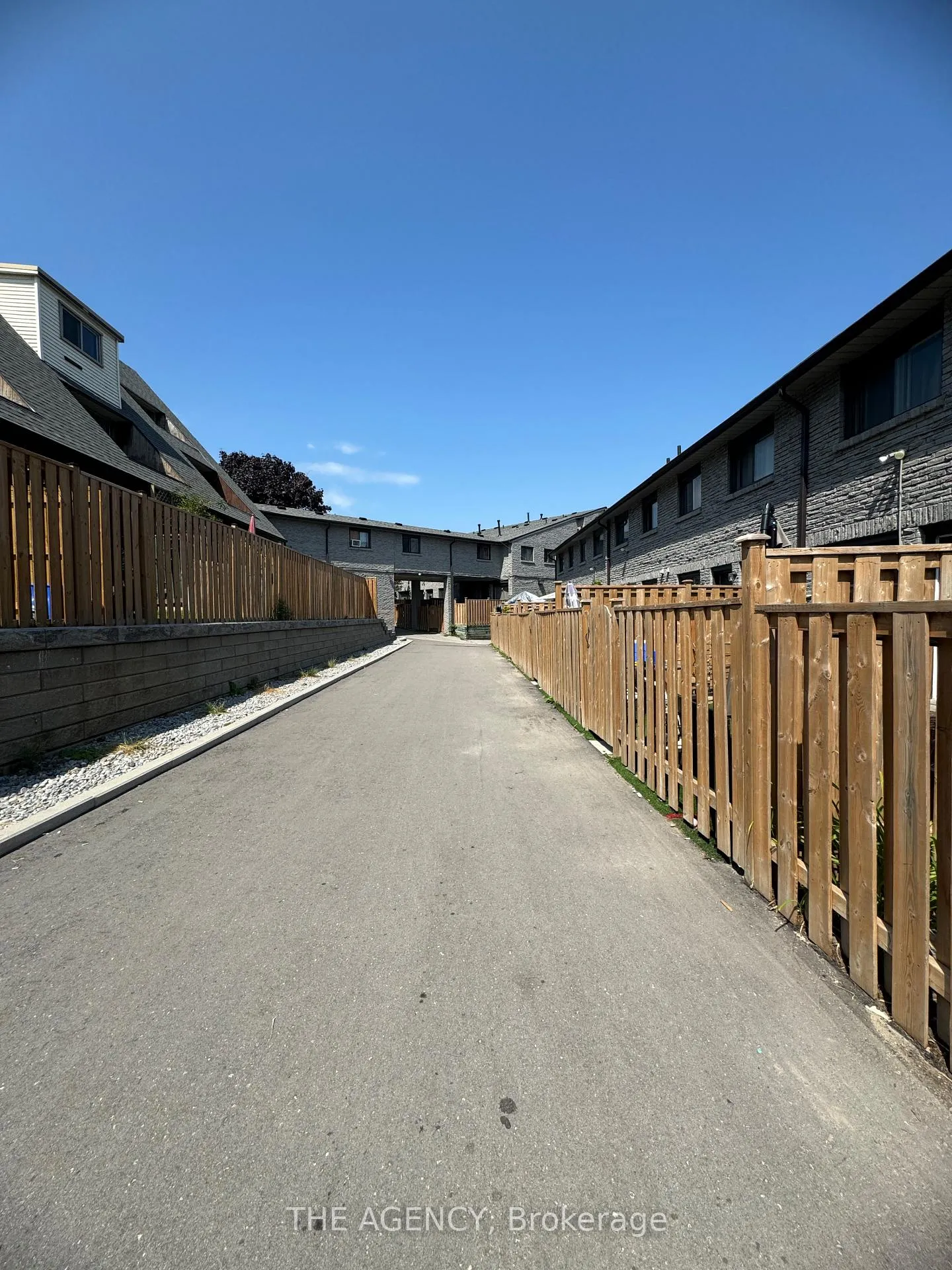 Photo 17 of Unit 4, 477 Dean Avenue, Oshawa, Central — HOMEH