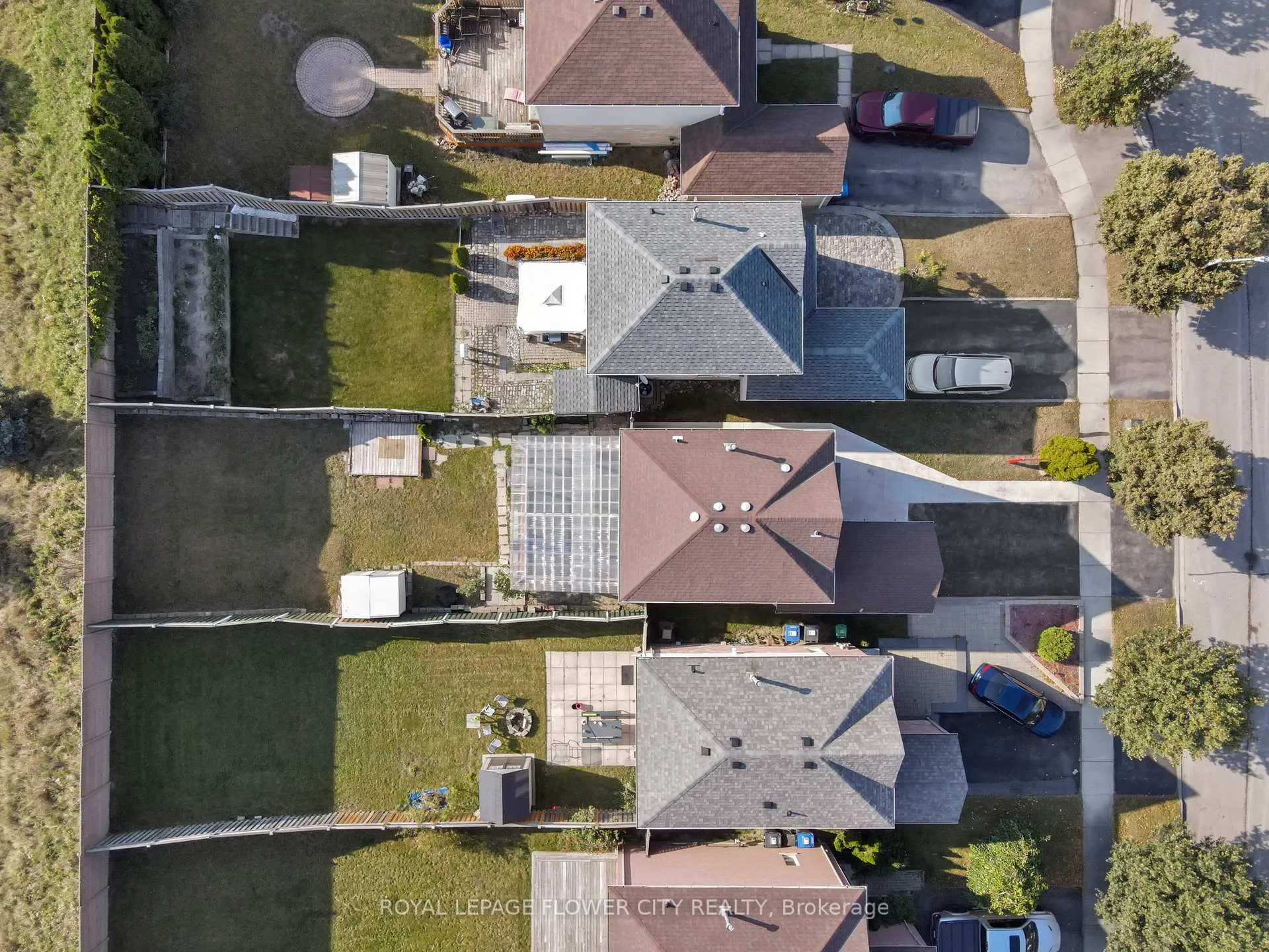 Photo 17 of 32 Nectarine Crescent, Brampton, Westgate — HOMEH