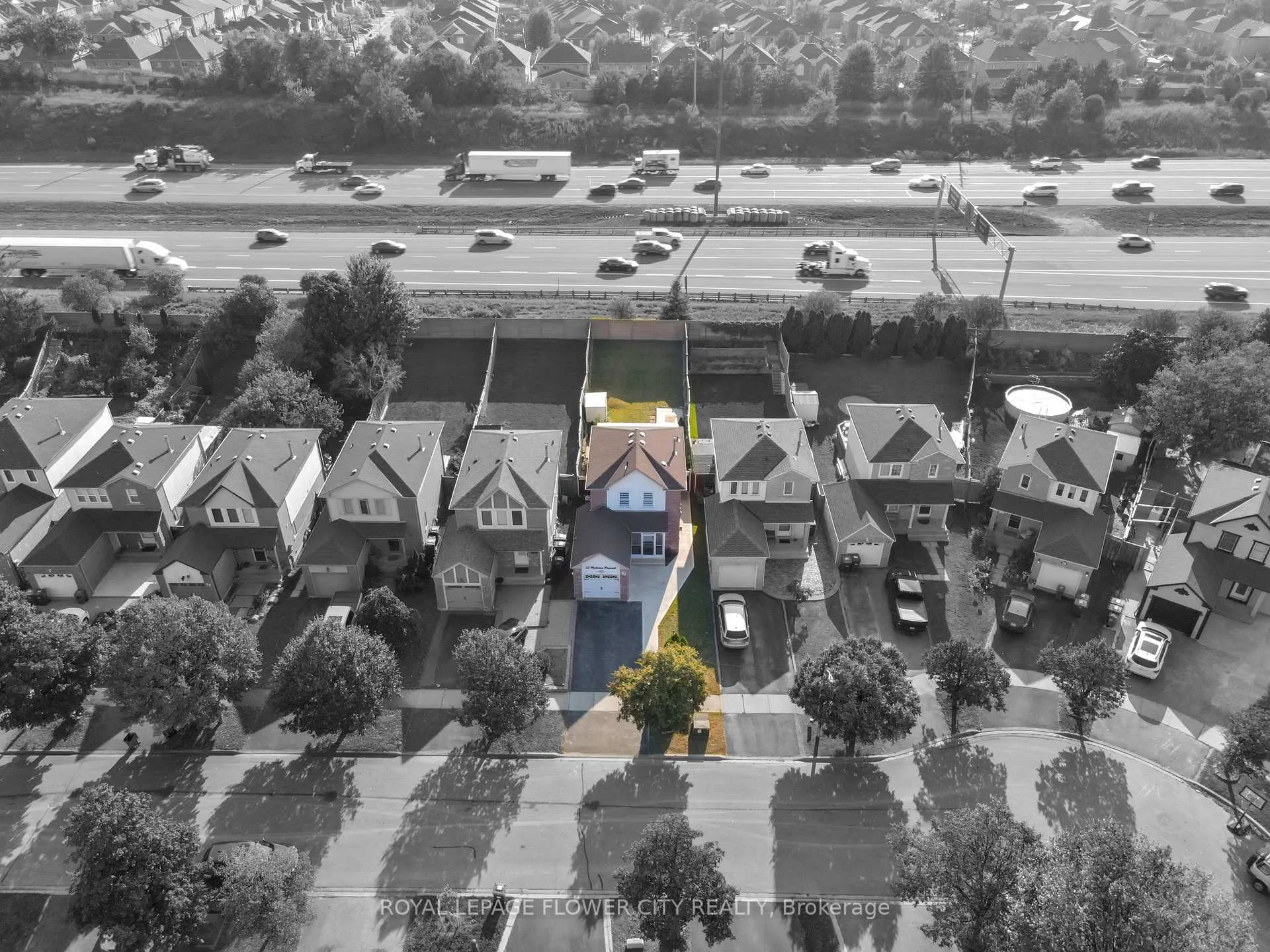 Photo 18 of 32 Nectarine Crescent, Brampton, Westgate — HOMEH