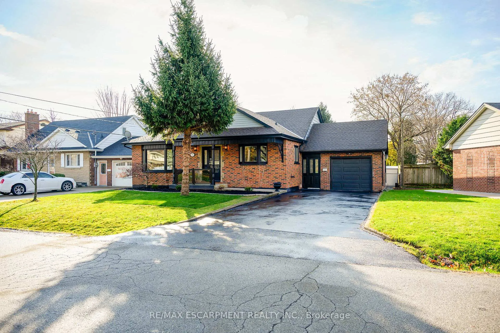 Photo 1 of 75 Randall Avenue, Hamilton, Stoney Creek Industrial — HOMEH