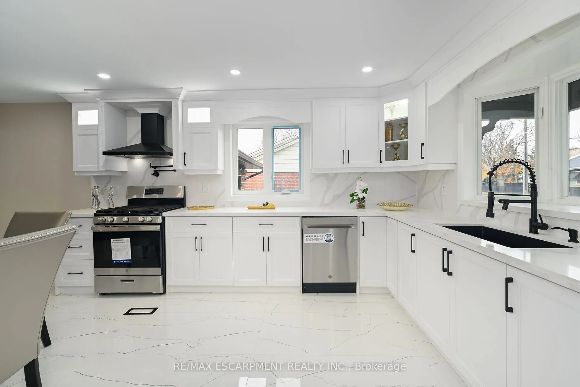 Photo 7 of 75 Randall Avenue, Hamilton, Stoney Creek Industrial — HOMEH